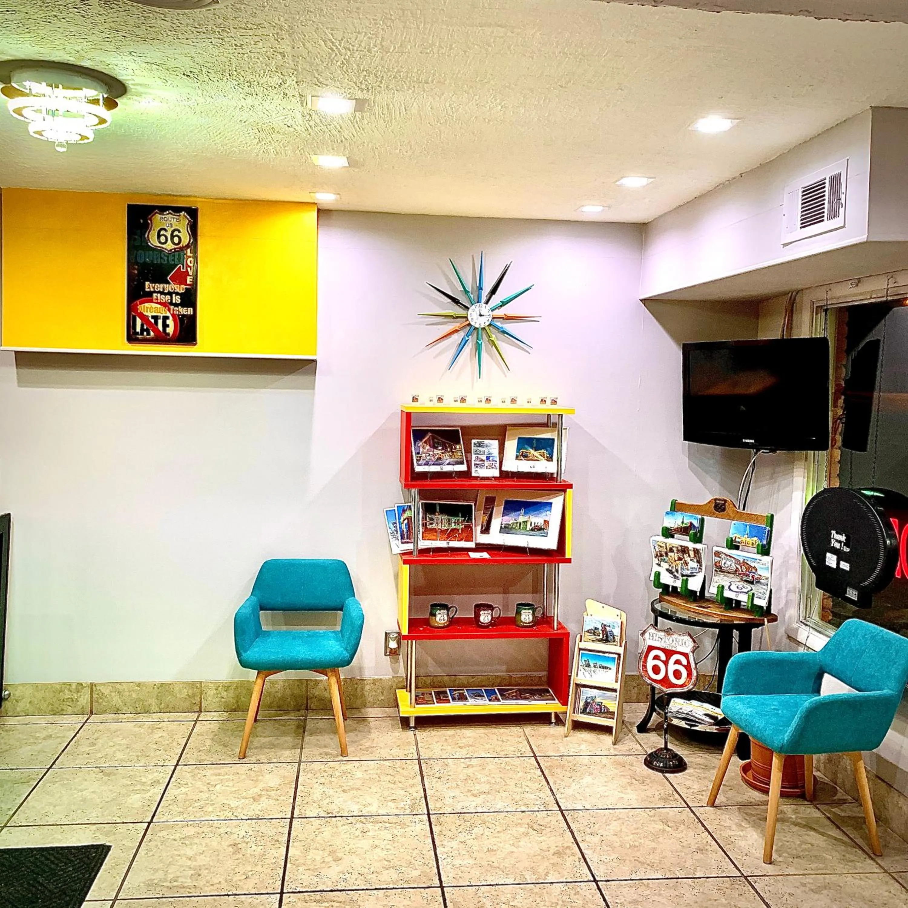 Lobby or reception in Western Motel