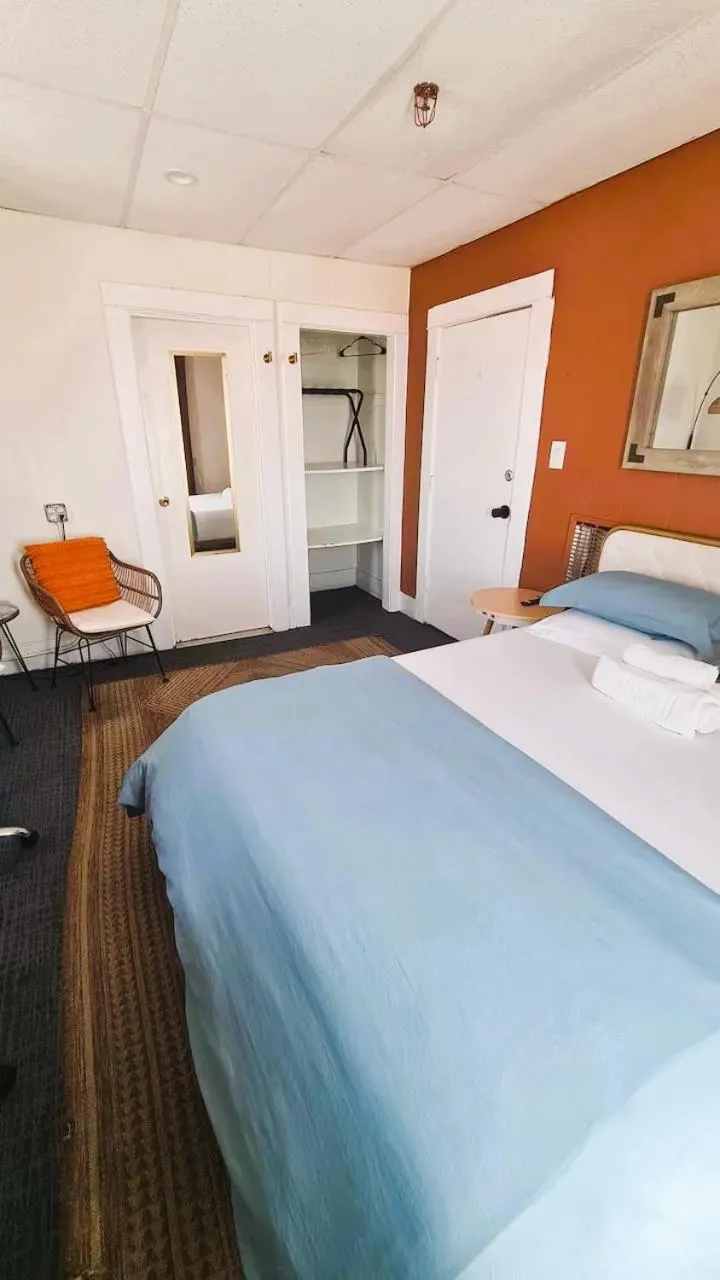 Bed in ITH Hermosa Beach Surf Hostel LAX