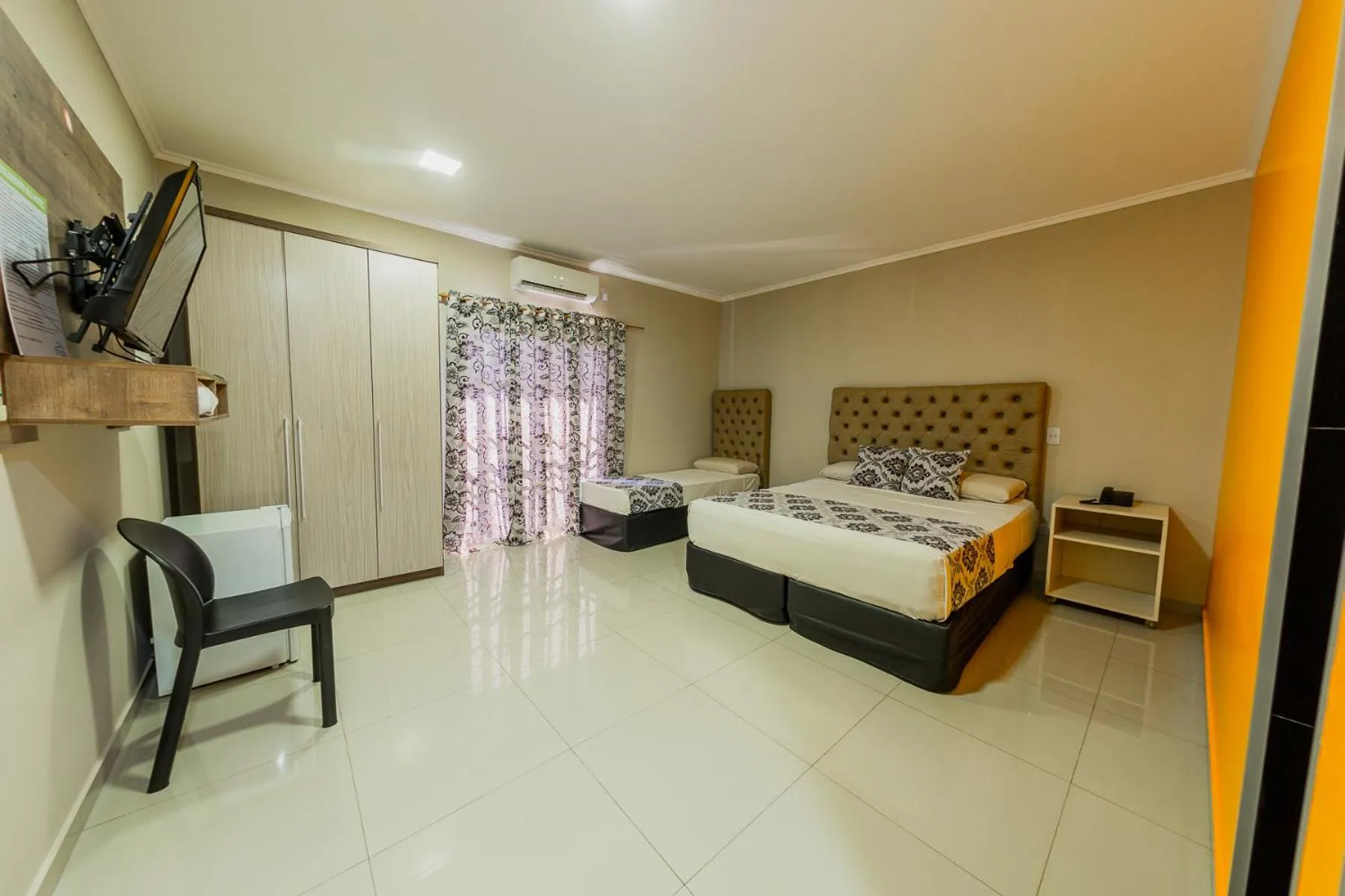 Bed in Hotel Yvera Cataratas