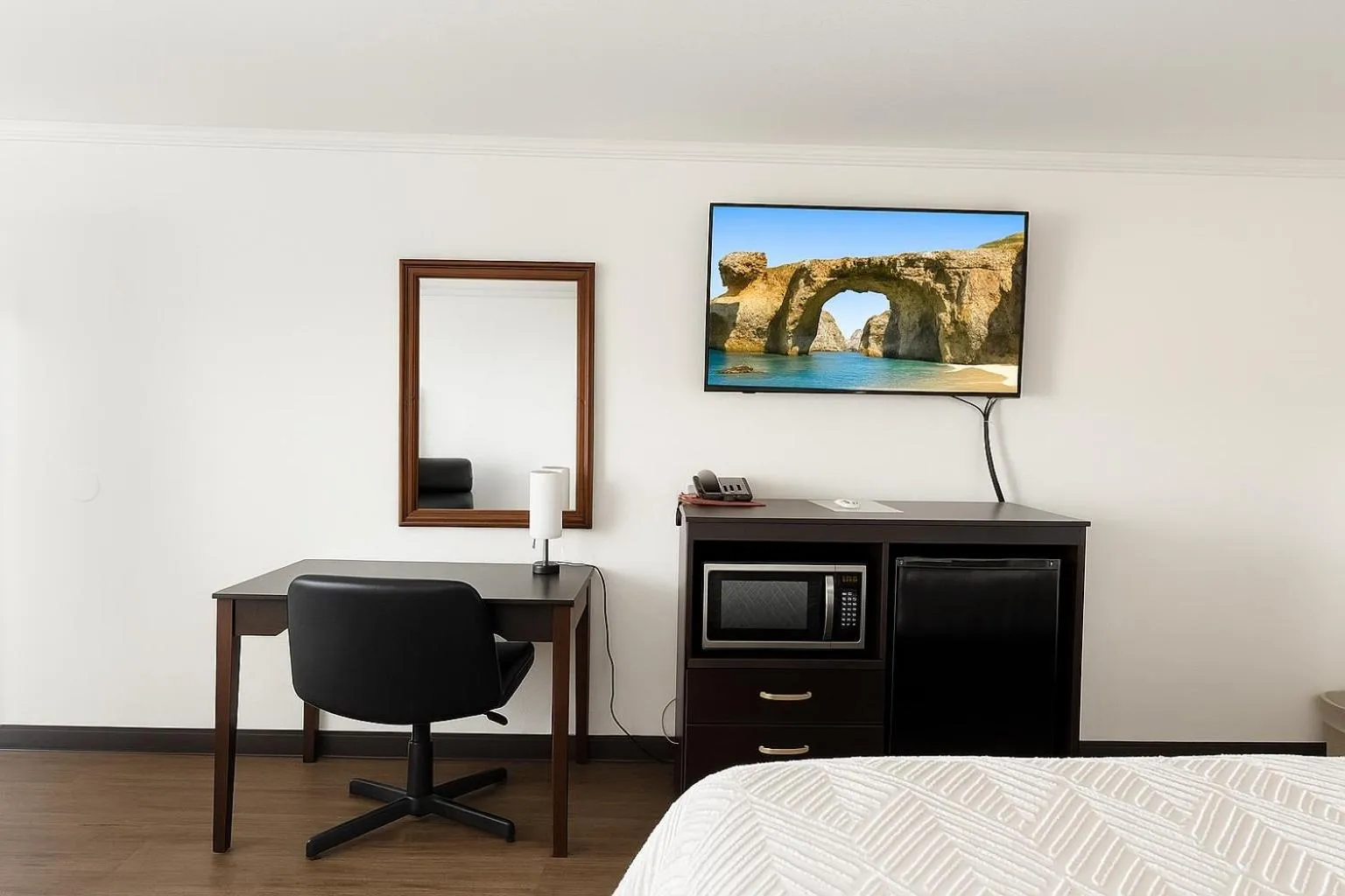 TV and multimedia in Big Chief Motel