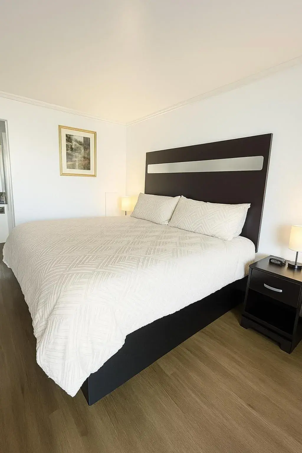 Standard King Room - single occupancy in Big Chief Motel Standard King Room - single occupancy in Big Chief Motel