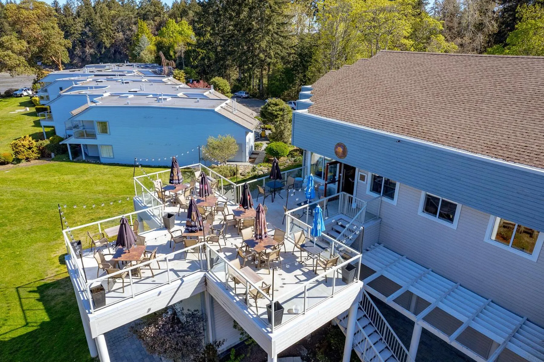 Restaurant/places to eat in Pacific Shores Resort & Spa