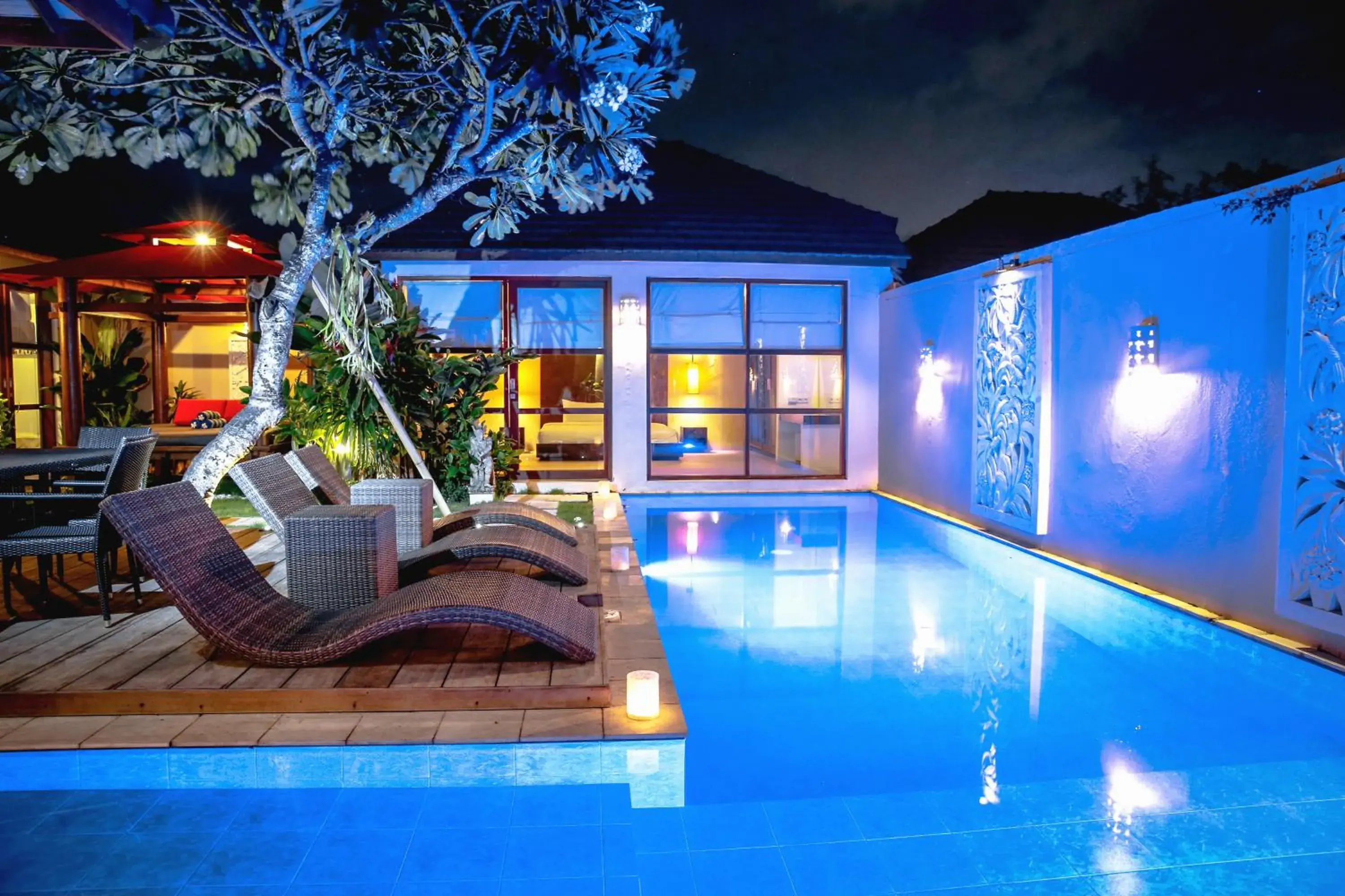 Patio, Swimming Pool in Samana Villas