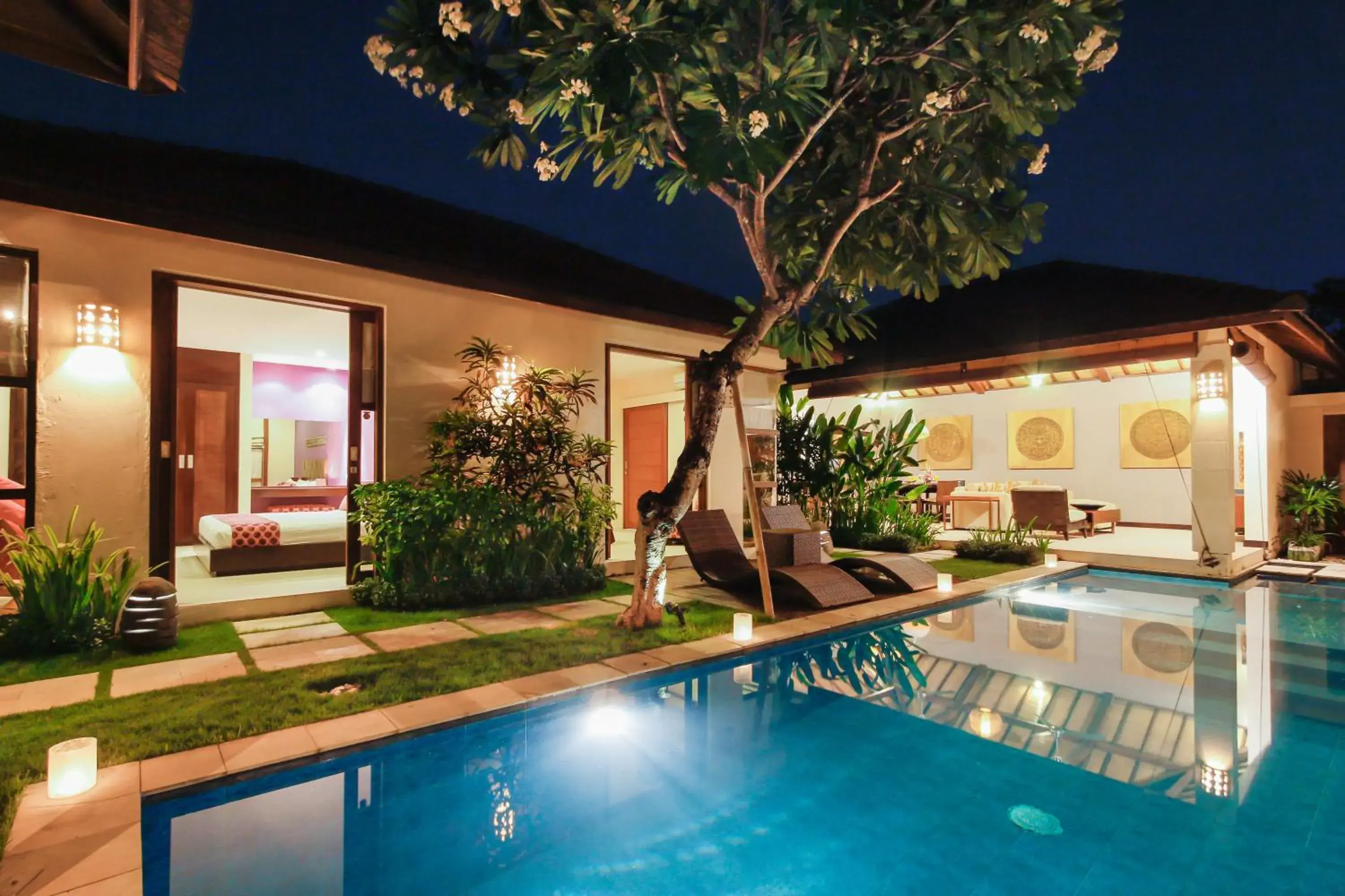 Patio, Swimming Pool in Samana Villas