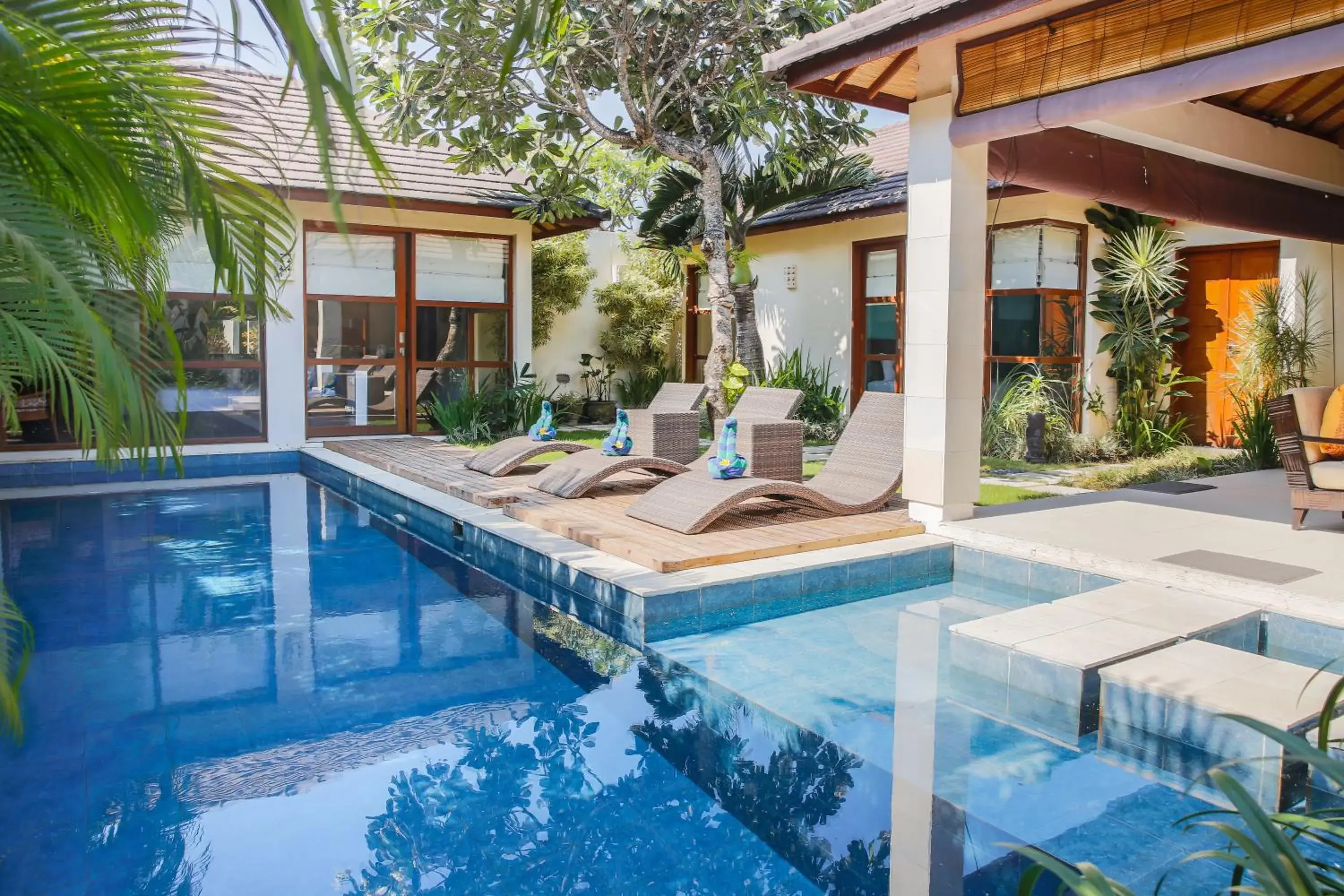 Patio, Swimming Pool in Samana Villas