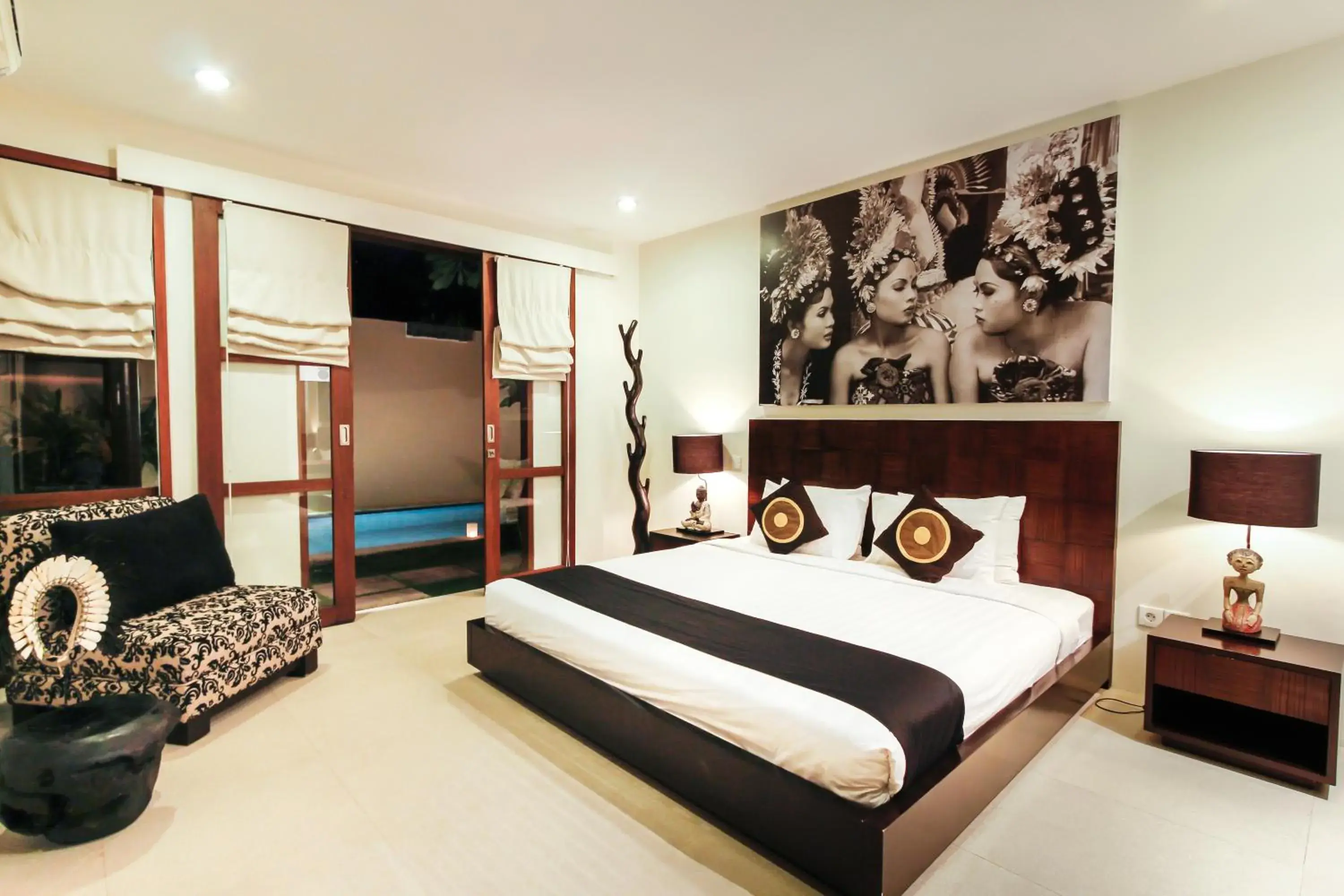 Night, Bed in Samana Villas