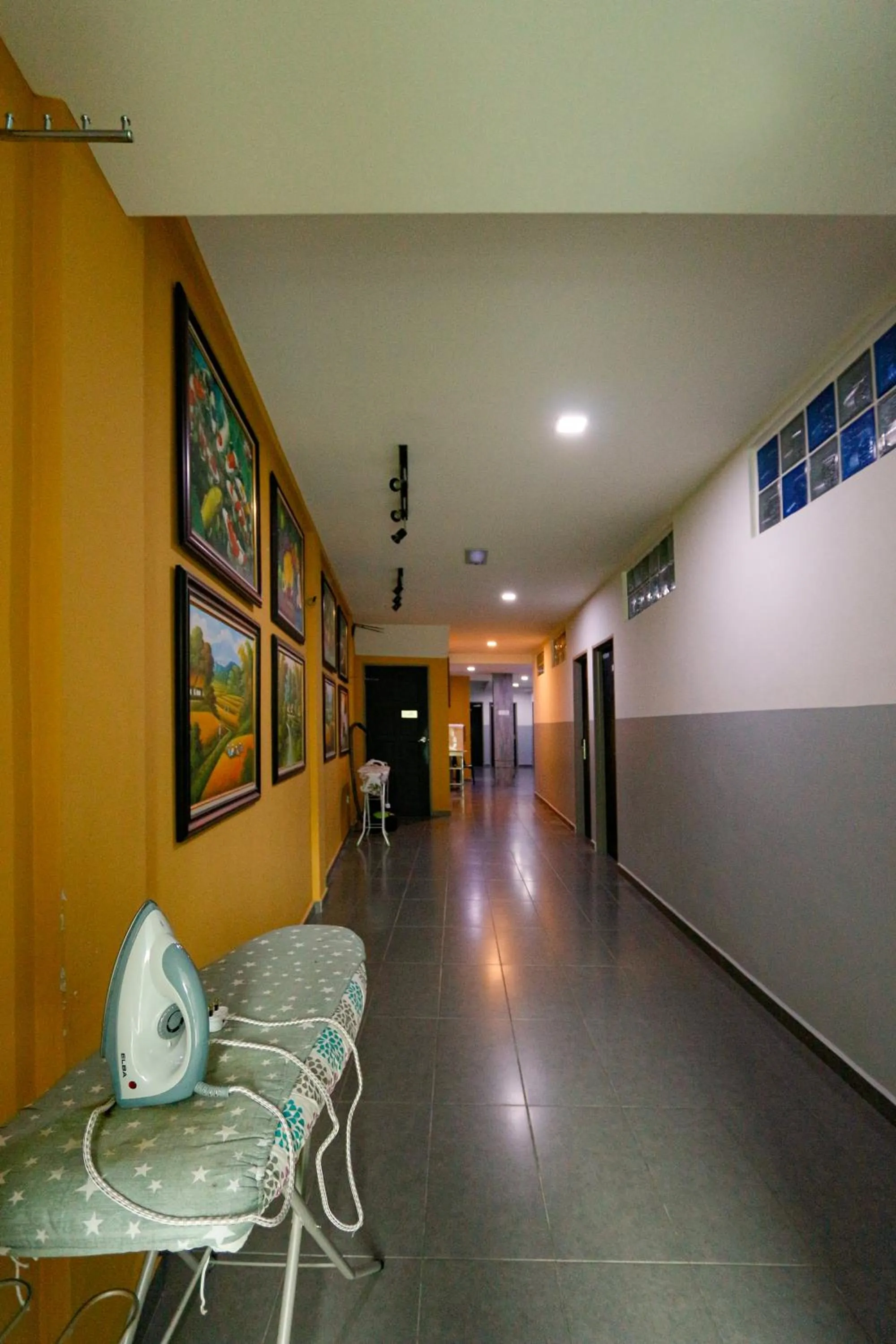 Area and facilities in Travelland Hotel