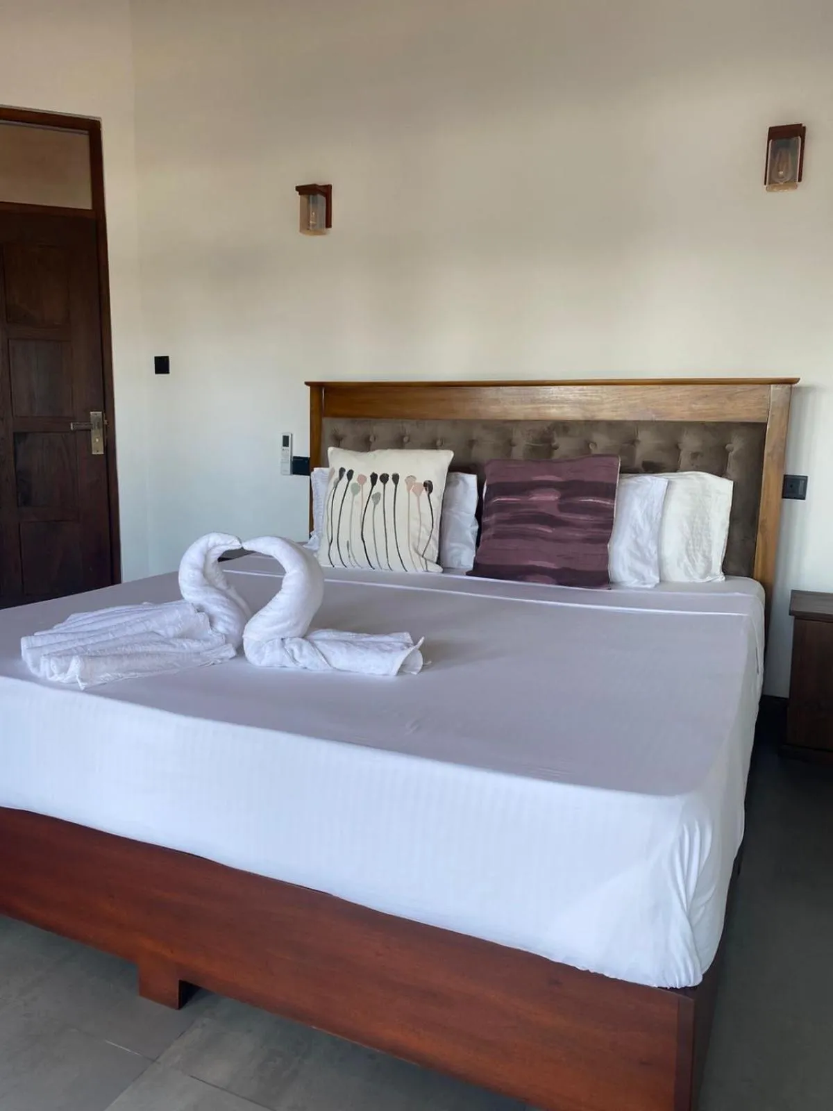 Deluxe Double Room with Balcony and Sea View in Villa Fiorita