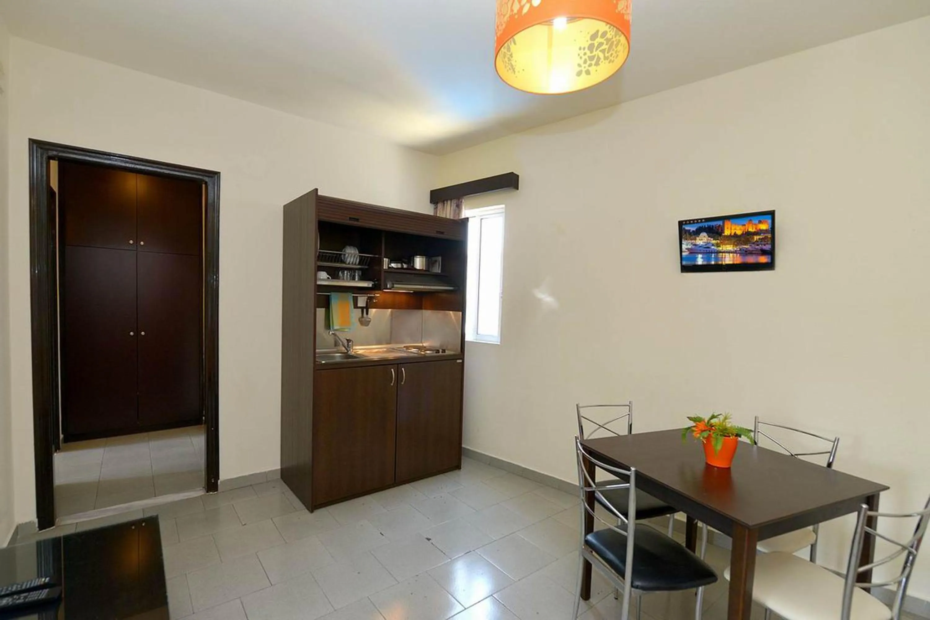 Kitchen or kitchenette in Ialysos City Hotel