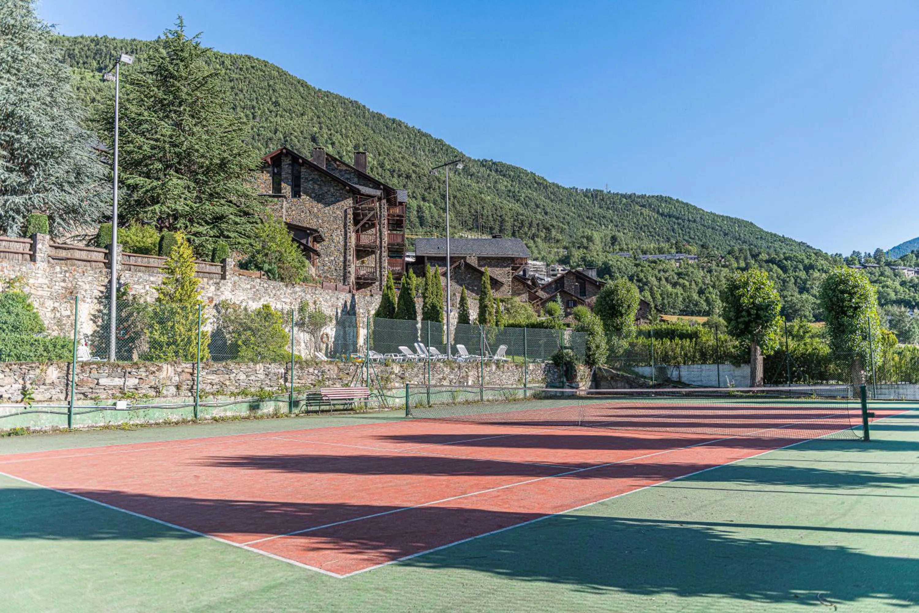 Tennis court in Hotel Coma