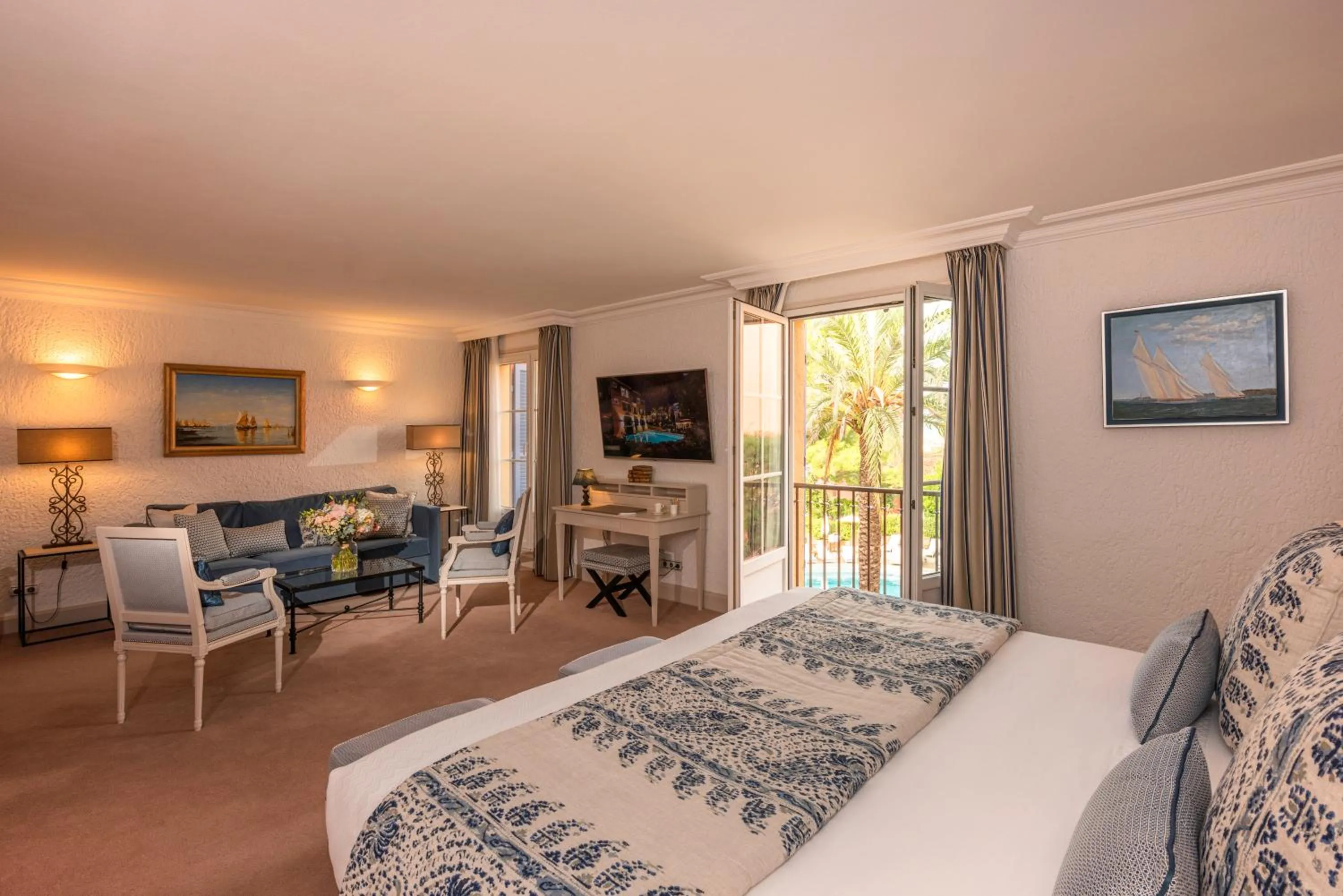 Bedroom in Hotel Byblos Saint-Tropez