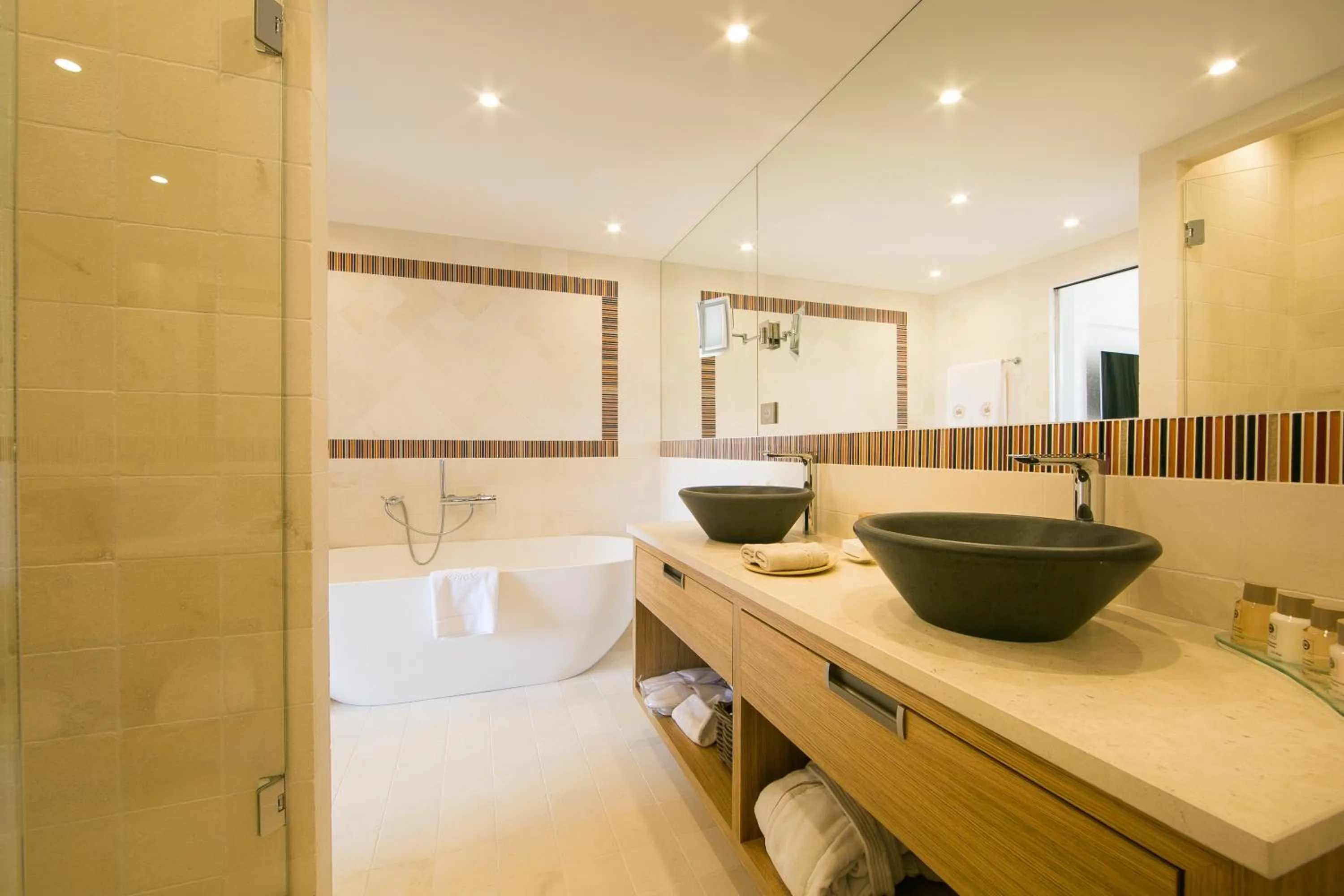 Bathroom in Hotel Byblos Saint-Tropez