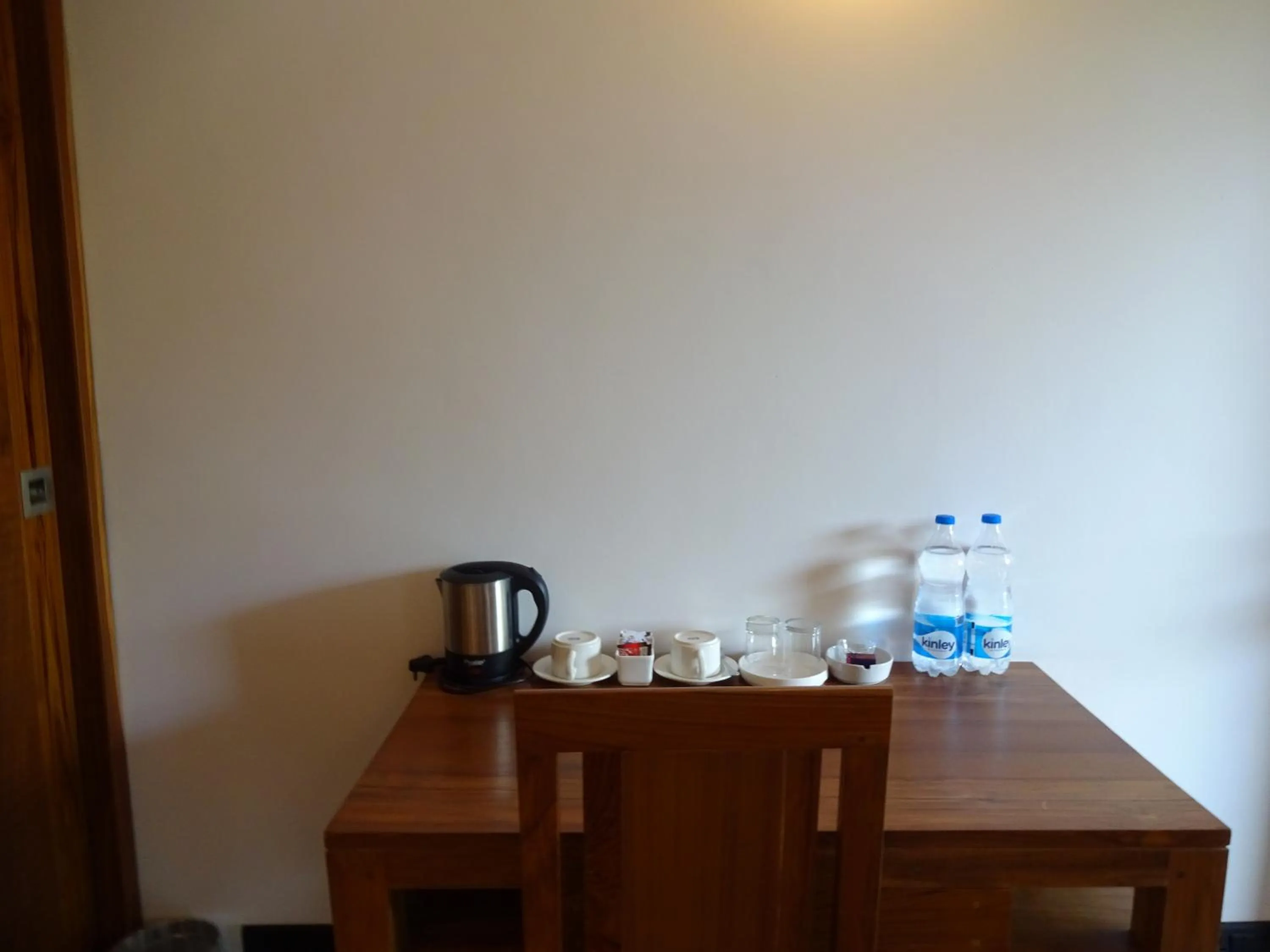 Coffee/tea facilities in Dunhill Beach Resort