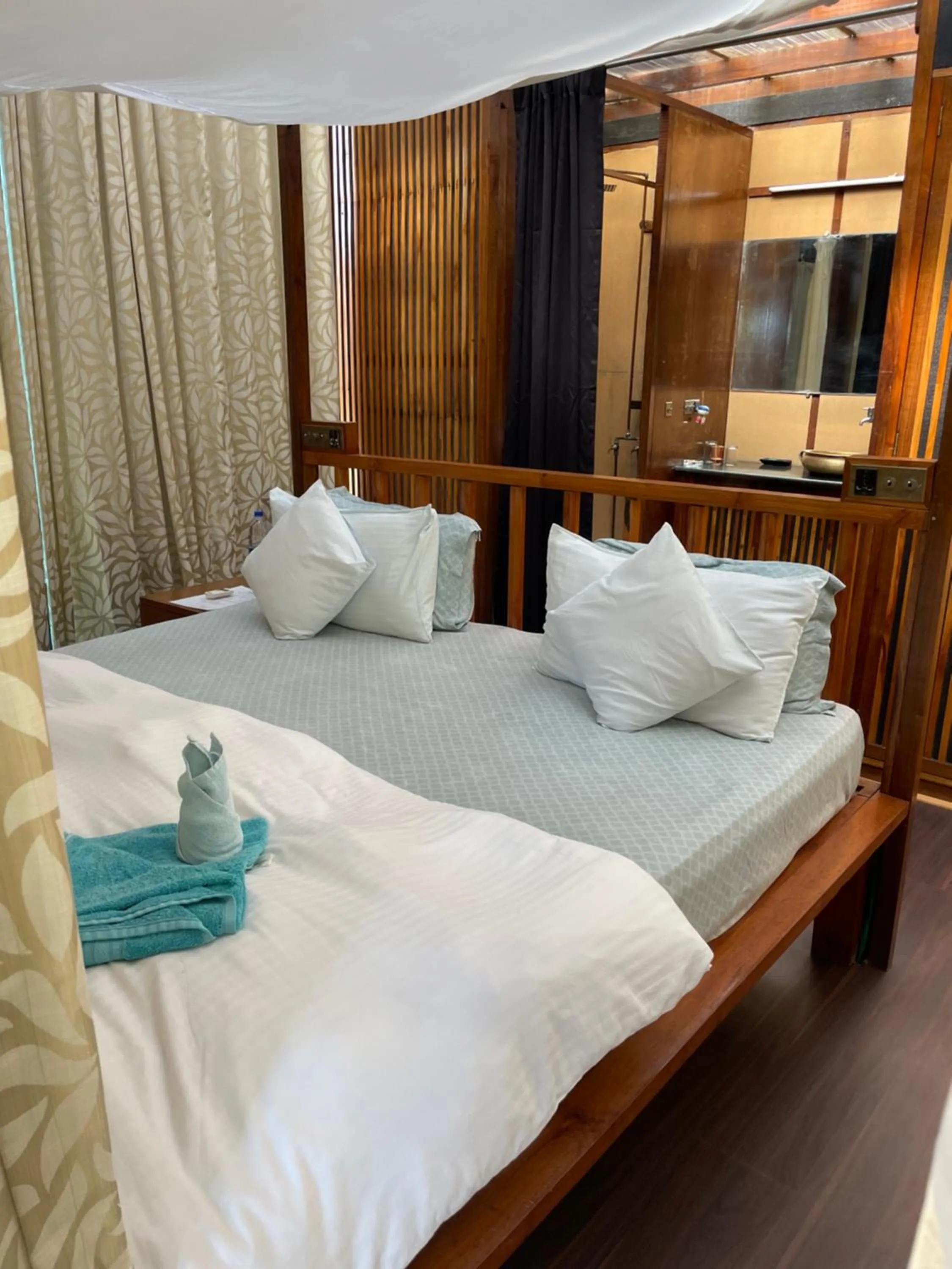 Bed in Dunhill Beach Resort