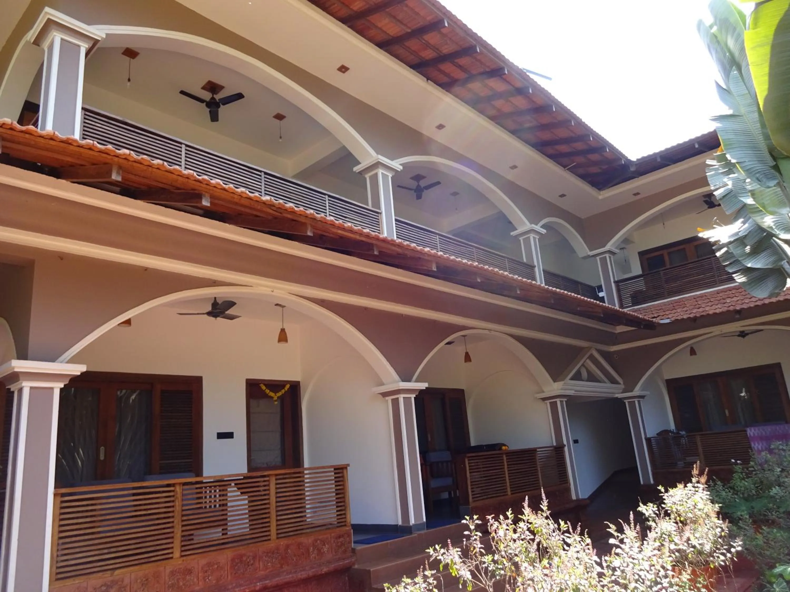 Property building in Dunhill Beach Resort