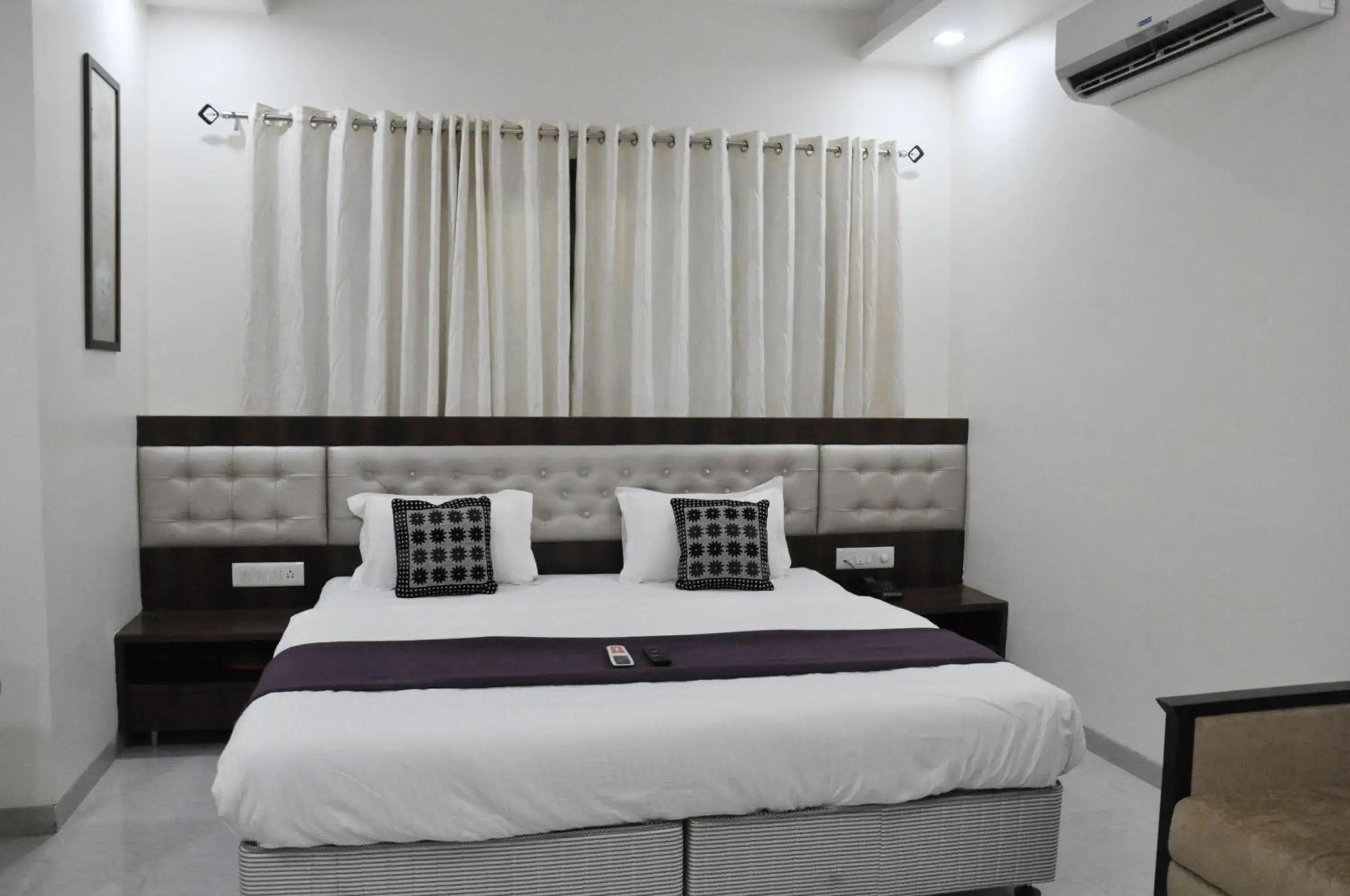 Standard Double Room in Hotel Sai Shubham Standard Double Room in Hotel Sai Shubham