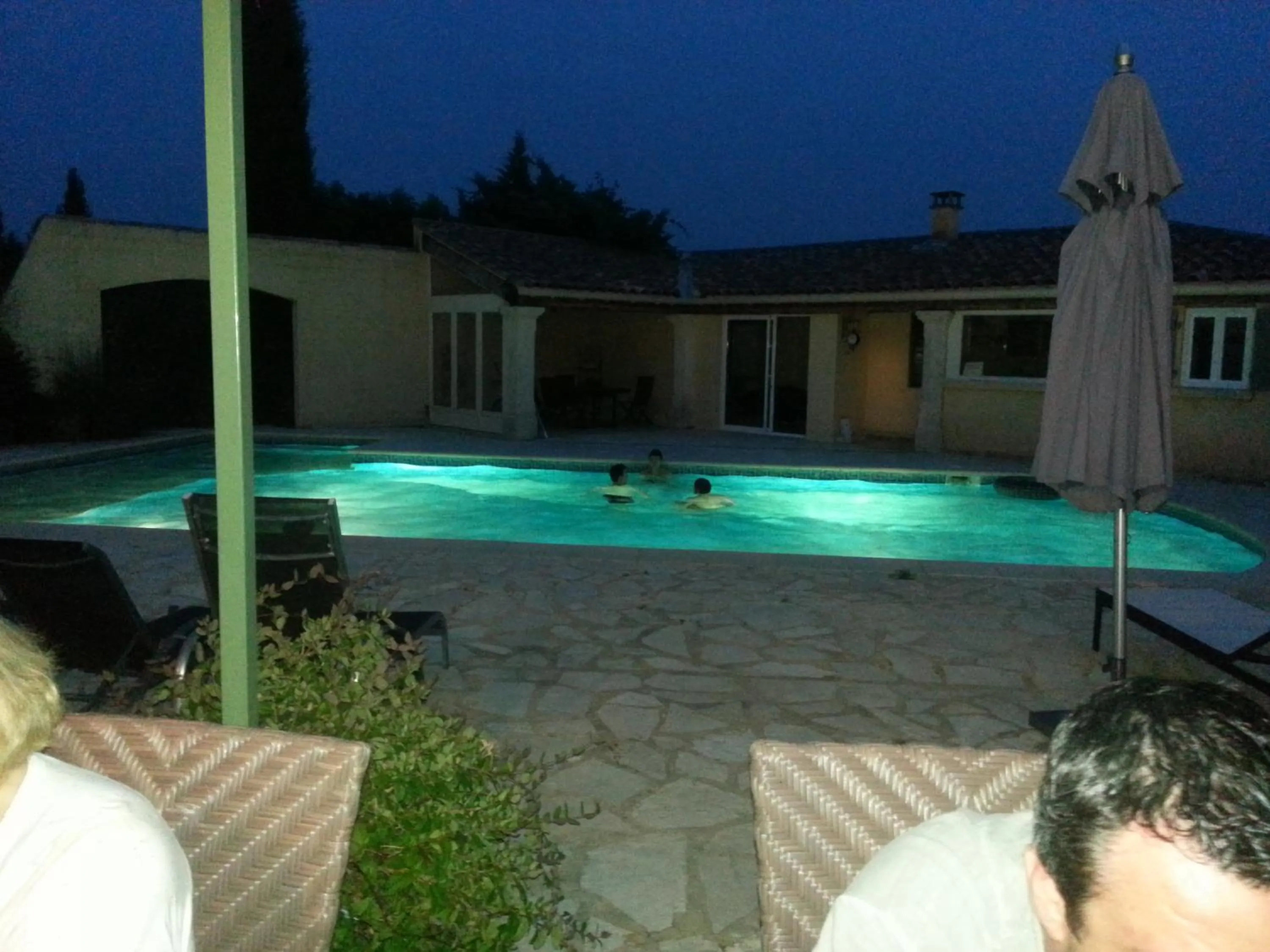 Night in Villa des Cammaous