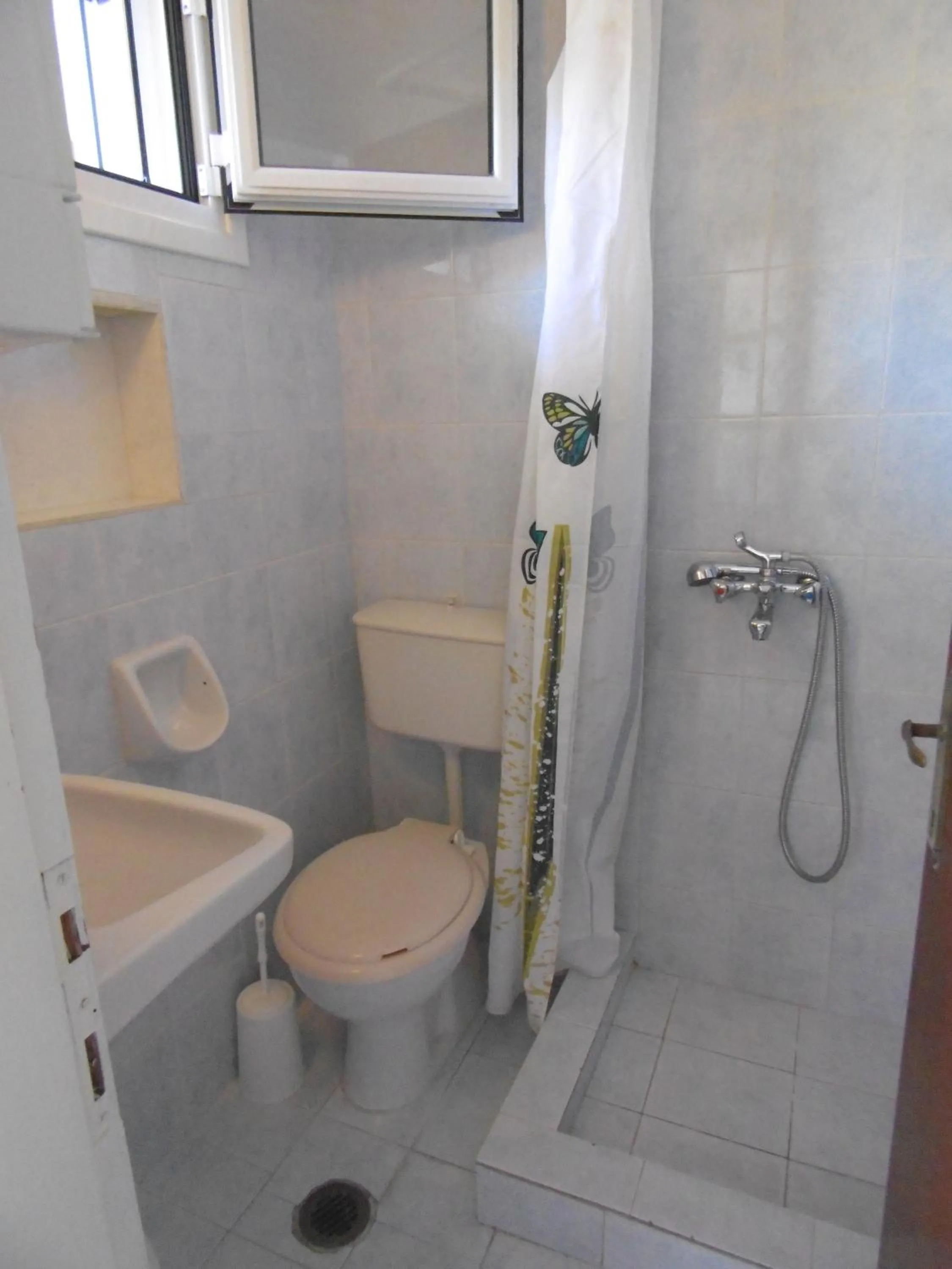 Shower in Apartments Elli - Nikos