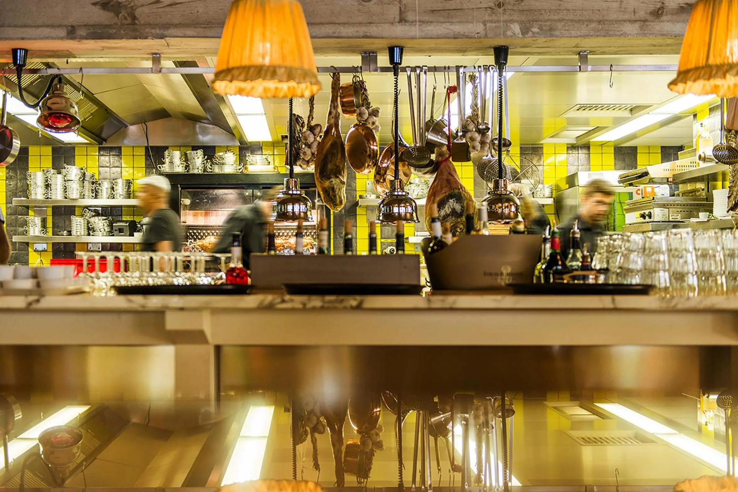 Restaurant/places to eat in Ha(a)ïtza