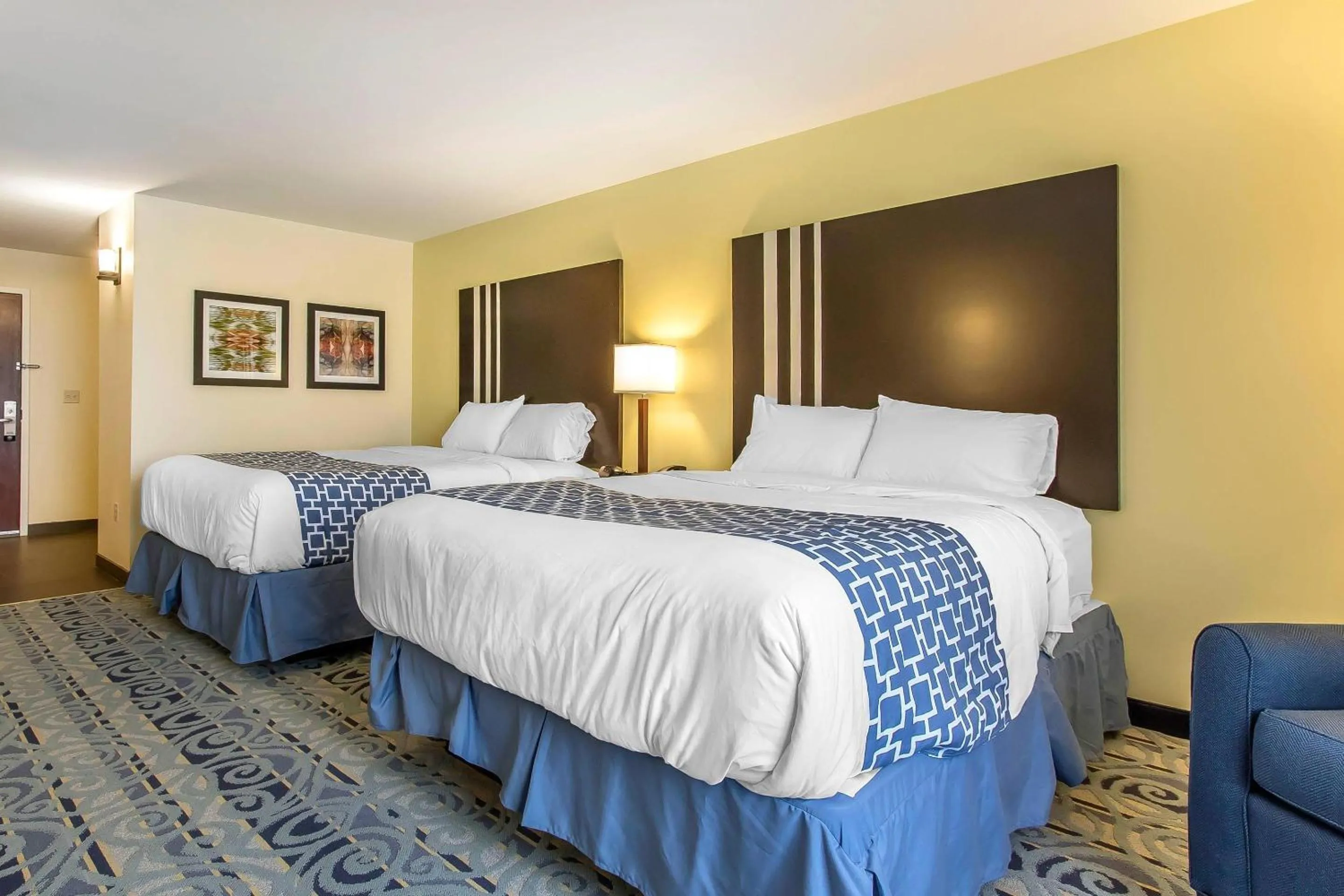 Bedroom, Bed in Suburban Studios Donaldsonville - Gonzales