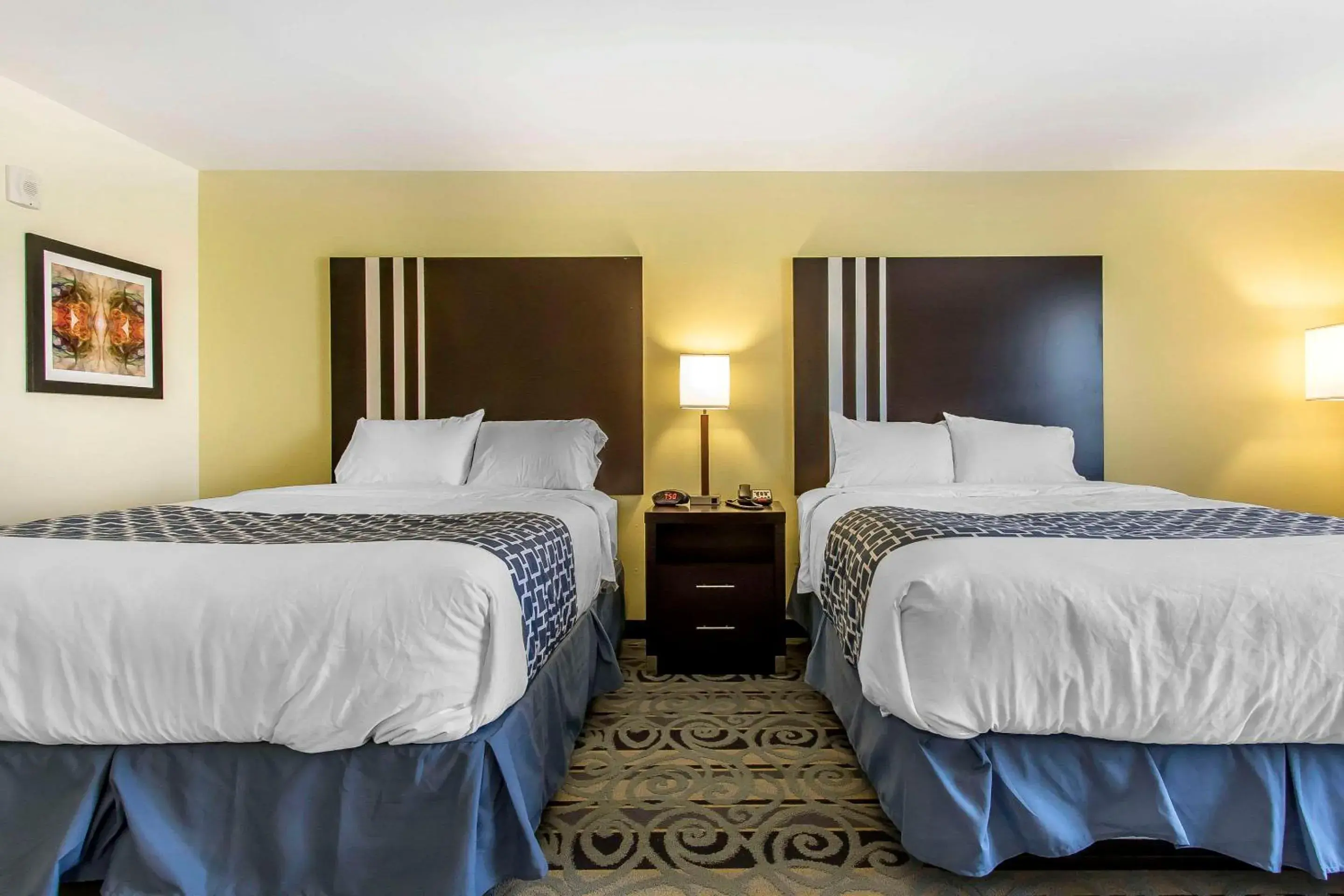 Bedroom, Bed in Suburban Studios Donaldsonville - Gonzales Bedroom, Bed in Suburban Studios Donaldsonville - Gonzales