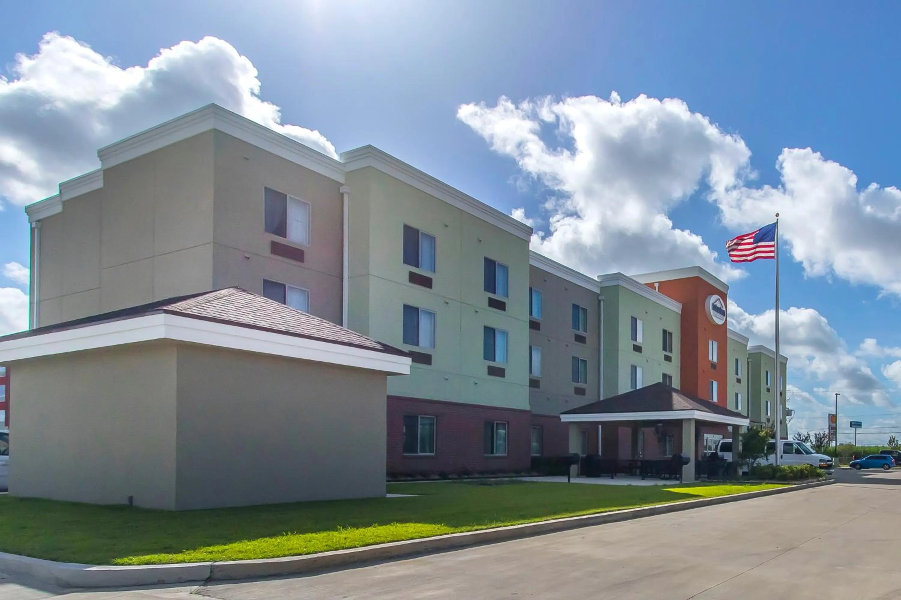 Property building in Suburban Studios Donaldsonville - Gonzales