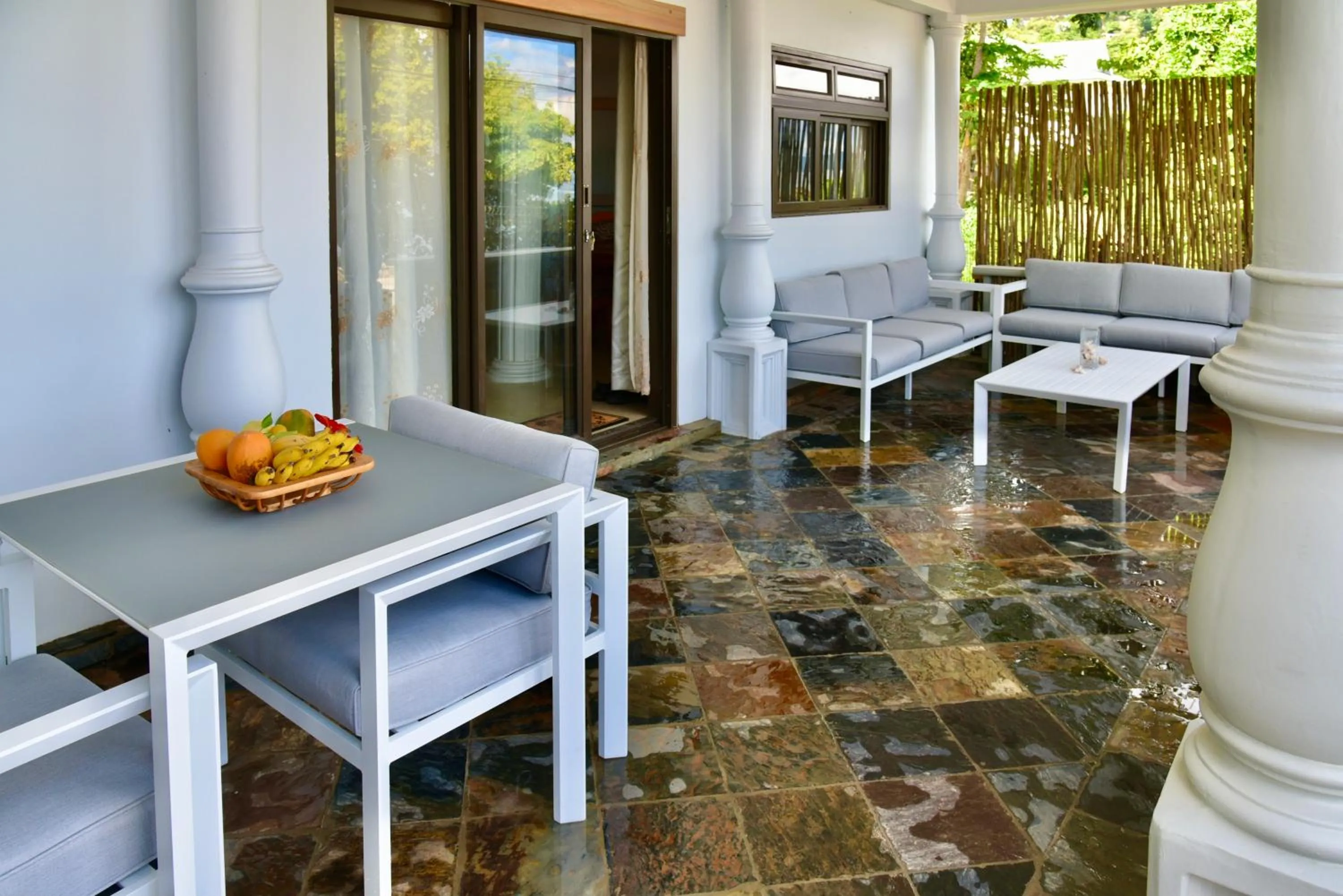 Patio in La Petite Maison and Sea Splash
