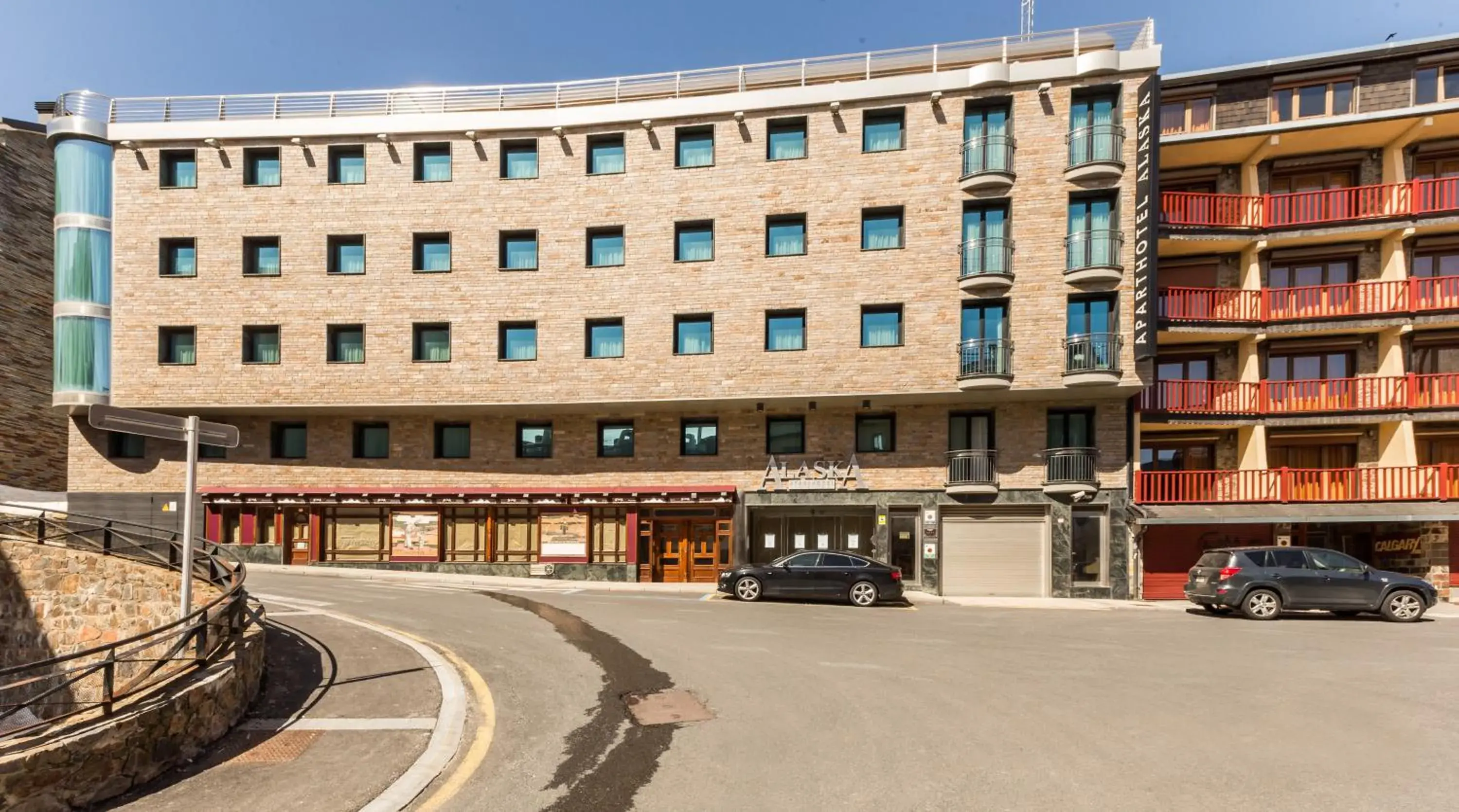 Facade/entrance in Pierre & Vacances Pas de la Casa Alaska Facade/entrance in Pierre & Vacances Pas de la Casa Alaska