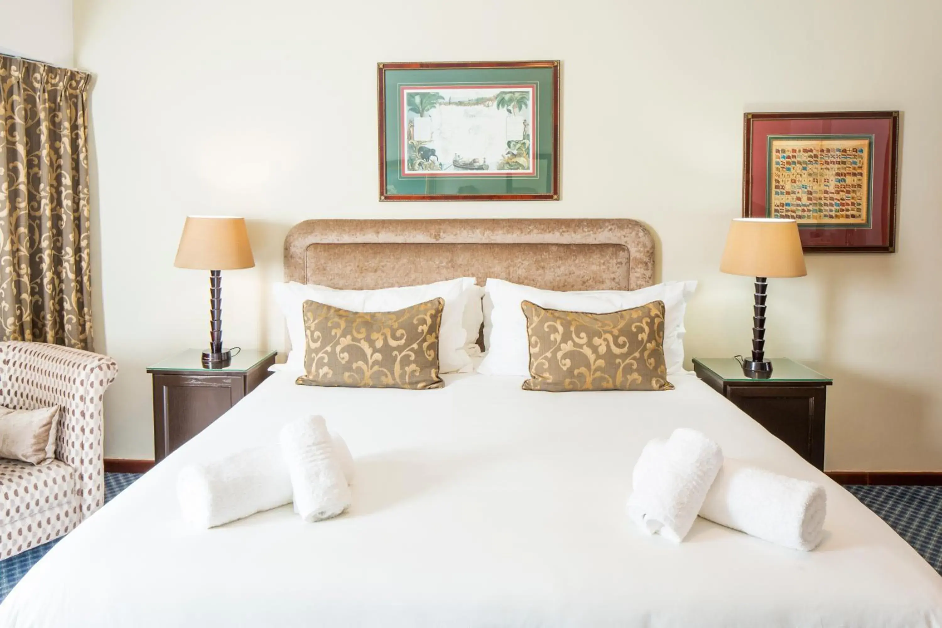 Bed in Kingfisher GuestHouse Bed in Kingfisher GuestHouse