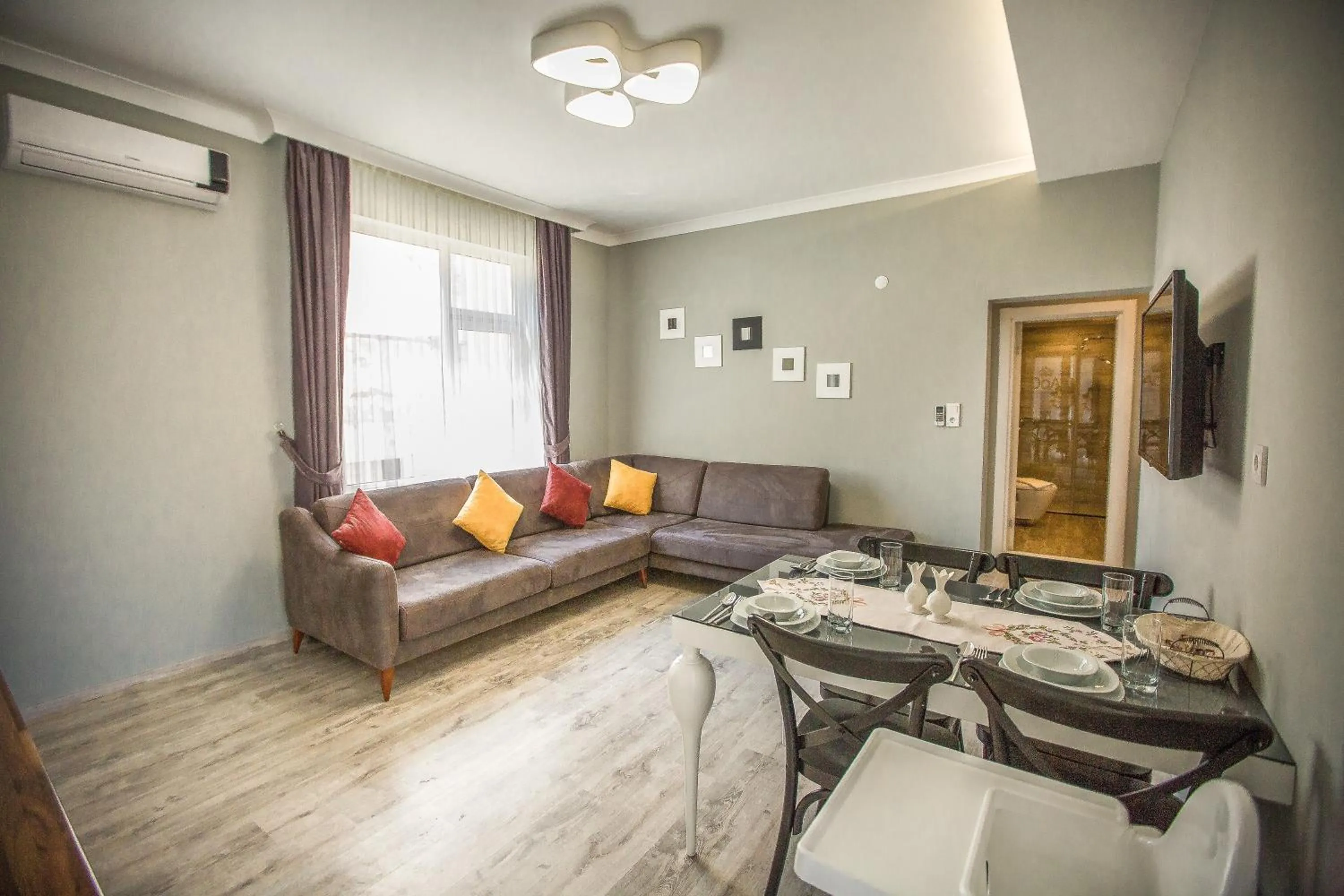 Kitchen or kitchenette in Doa Suite Hotel