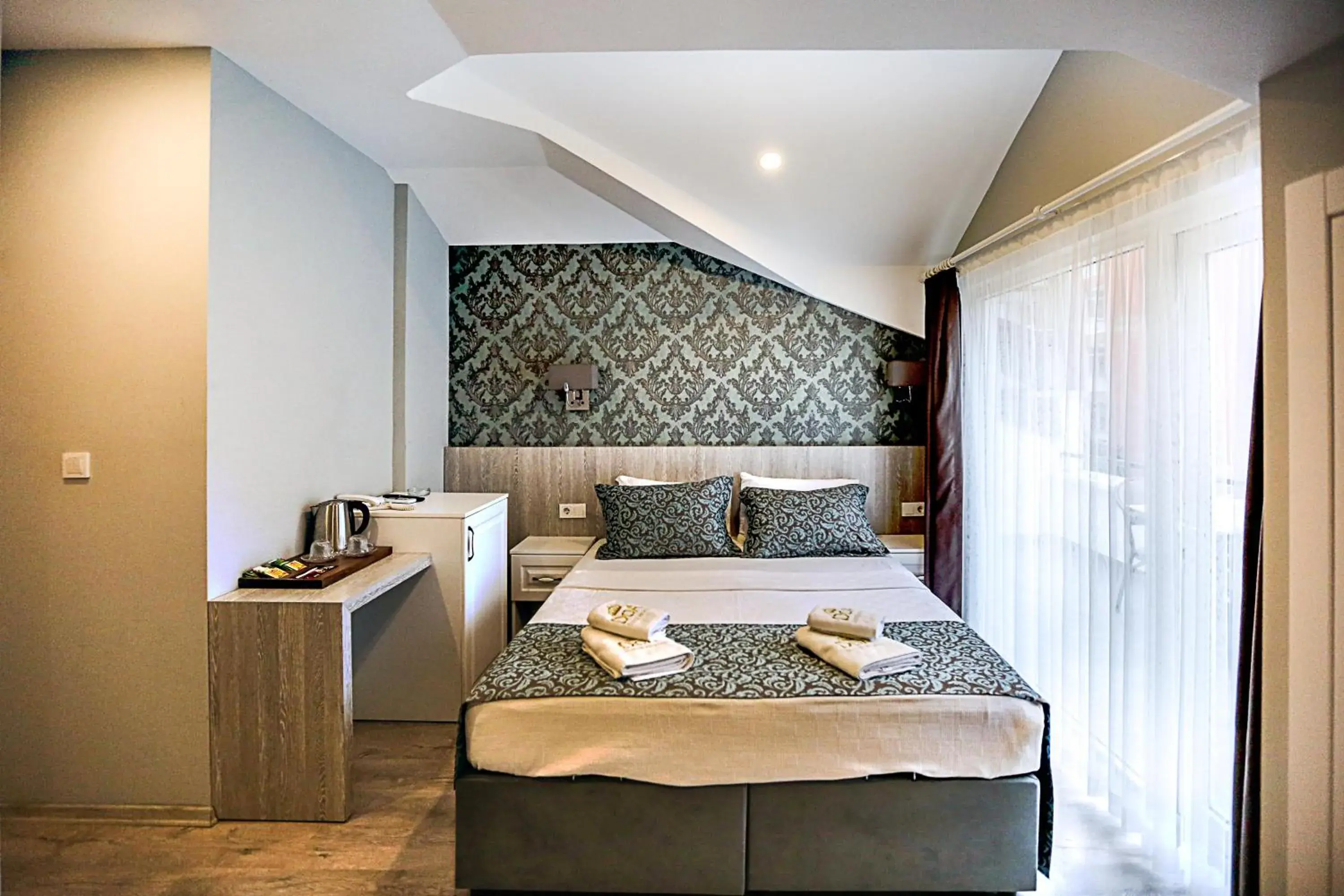 Double Room with Terrace in Doa Suite Hotel Double Room with Terrace in Doa Suite Hotel