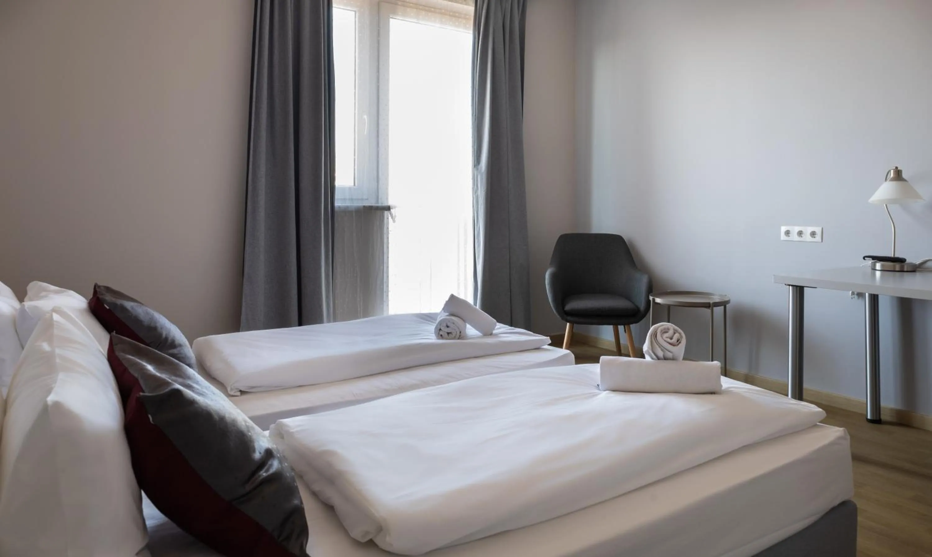 Bed in Di Verdi Imperial Hotel