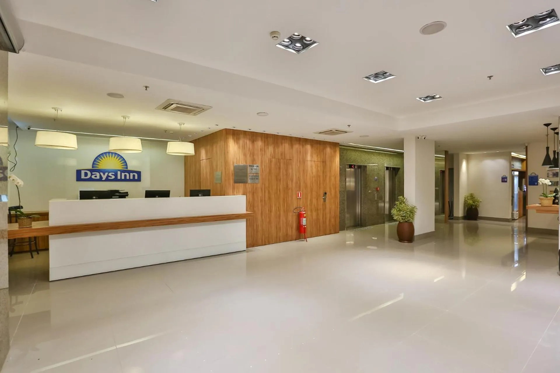 Lobby or reception in Days Inn by Wyndham Rio de Janeiro Lapa