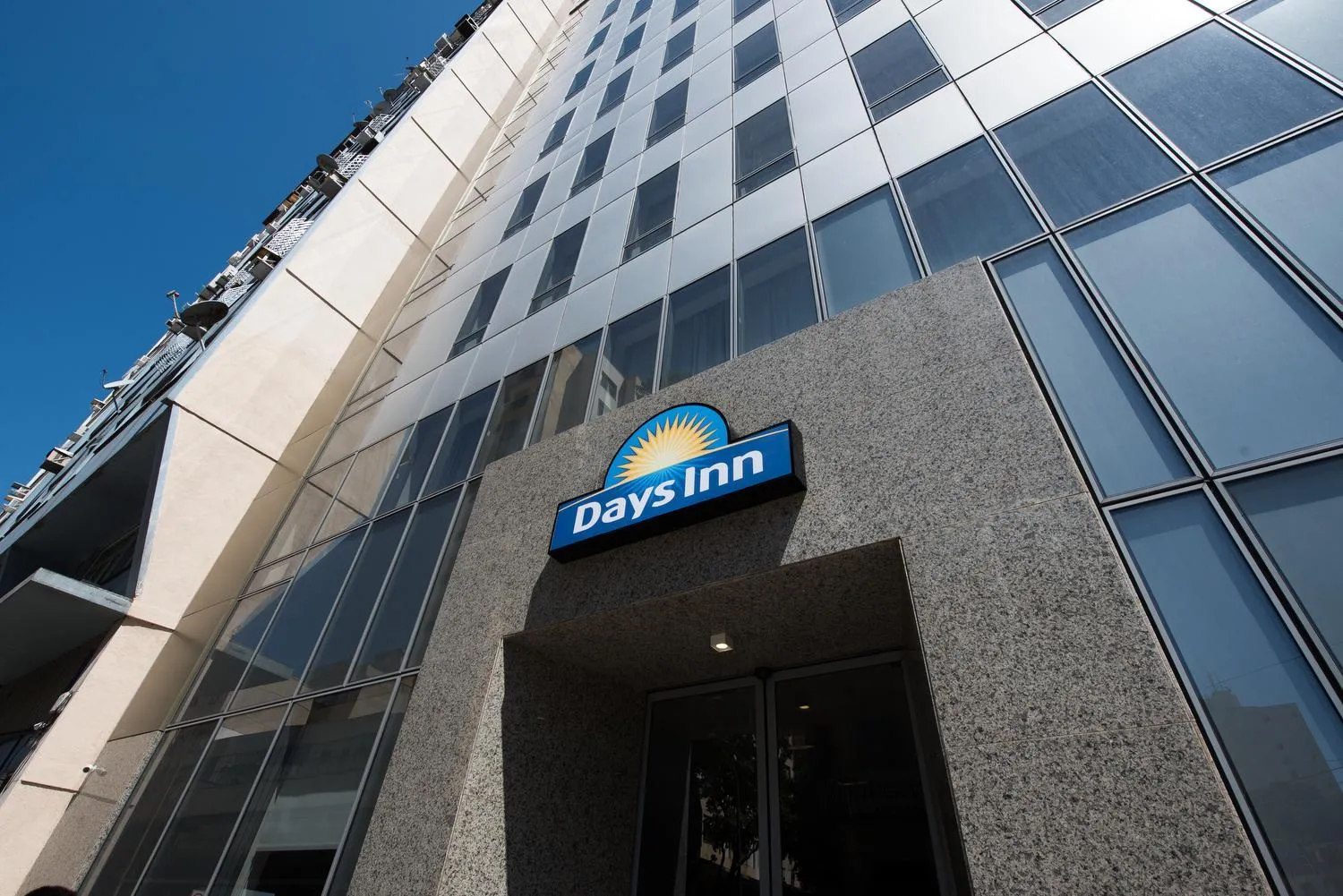 Property building in Days Inn by Wyndham Rio de Janeiro Lapa