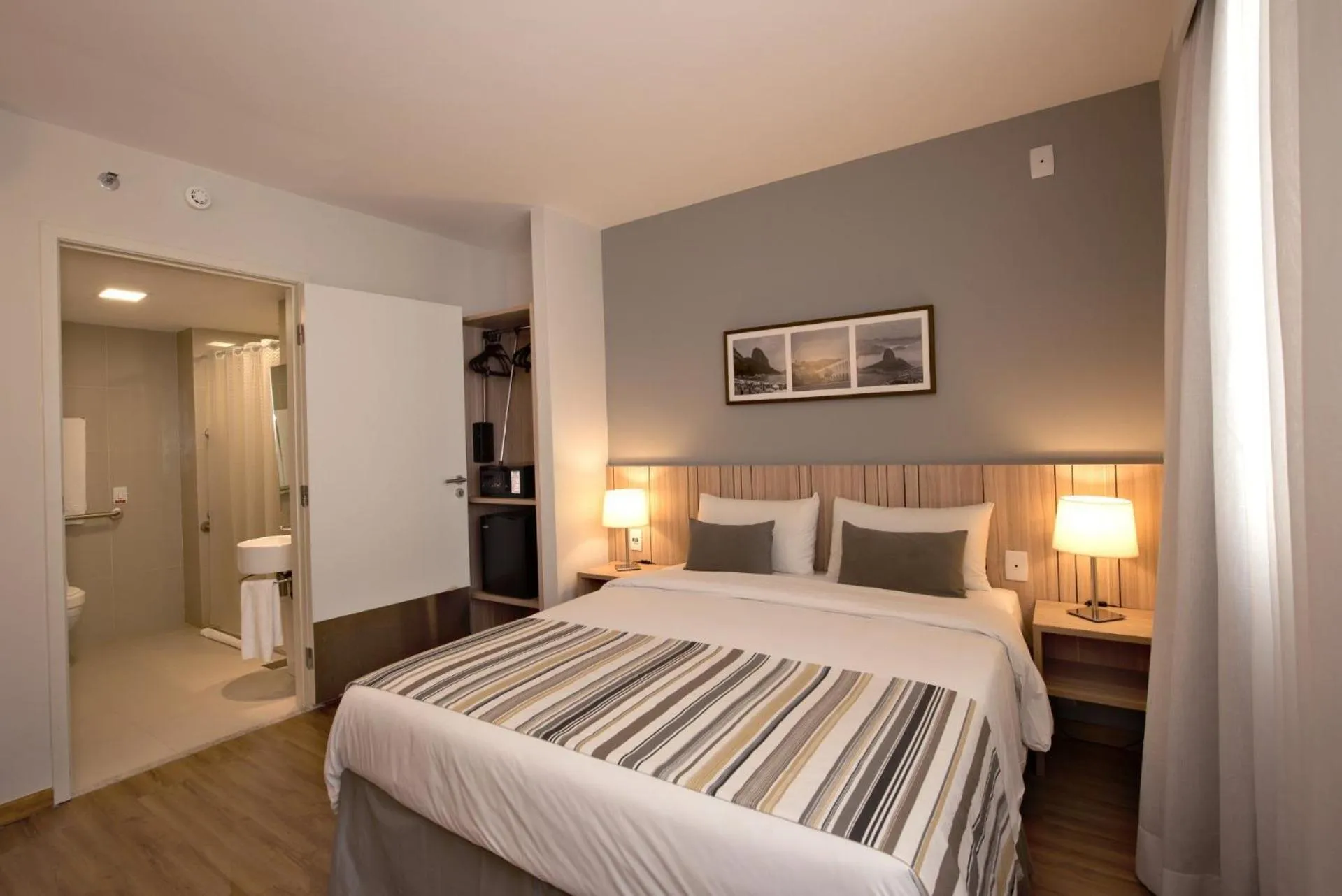 Bed in Days Inn by Wyndham Rio de Janeiro Lapa