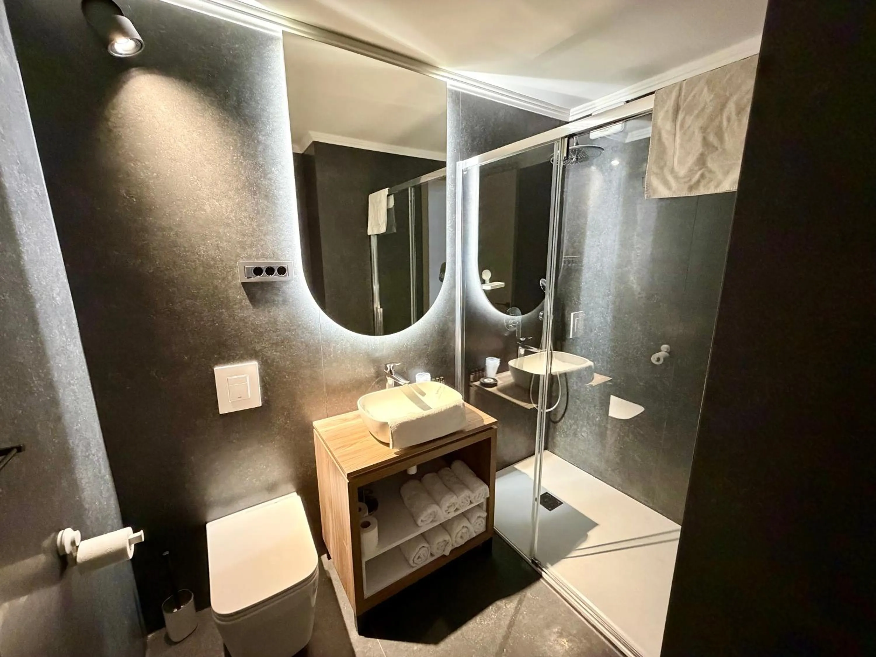 Shower in Boutique hotel ZBILJE