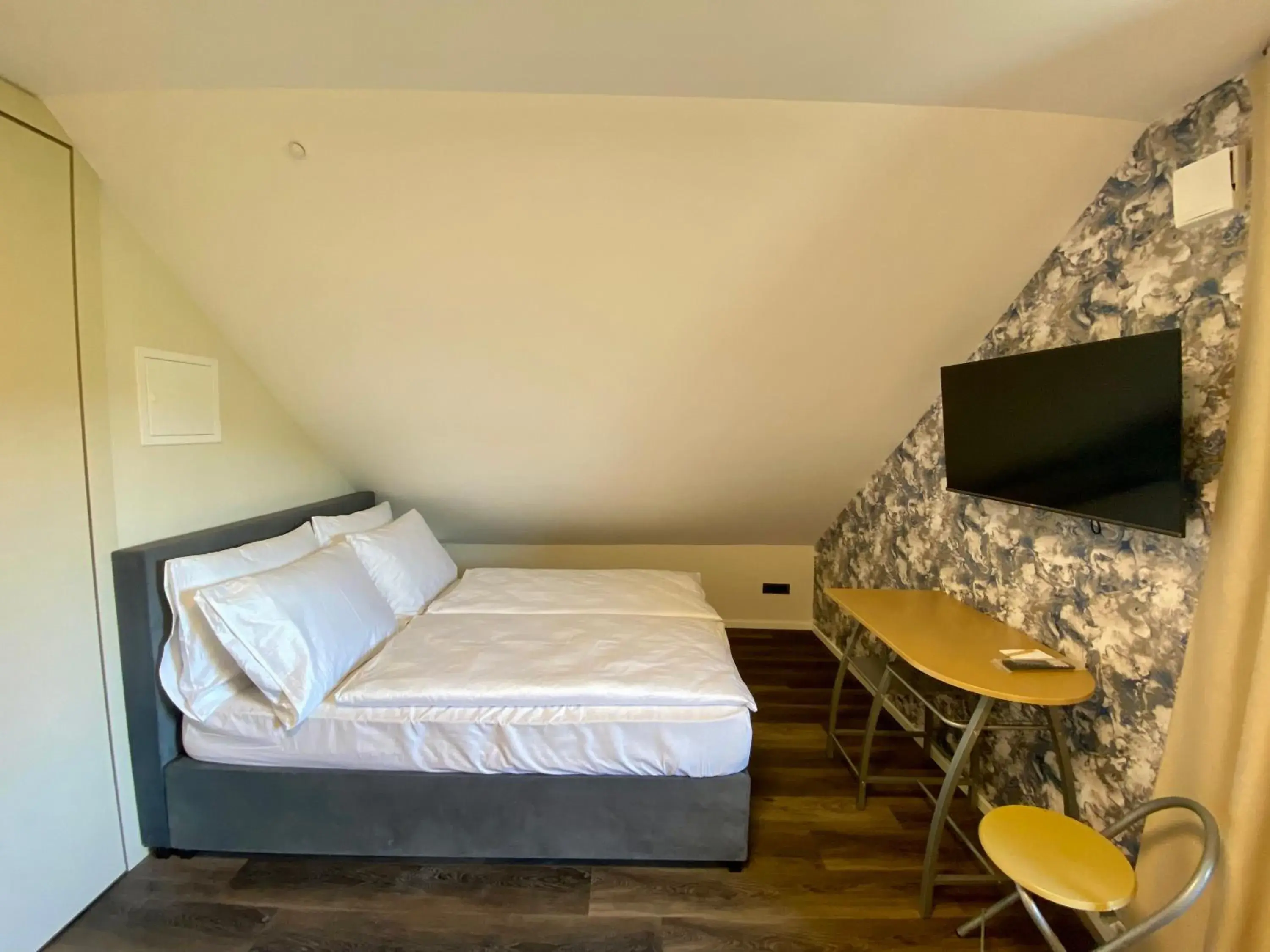 Family Room with Private Bathroom in Boutique hotel ZBILJE Family Room with Private Bathroom in Boutique hotel ZBILJE