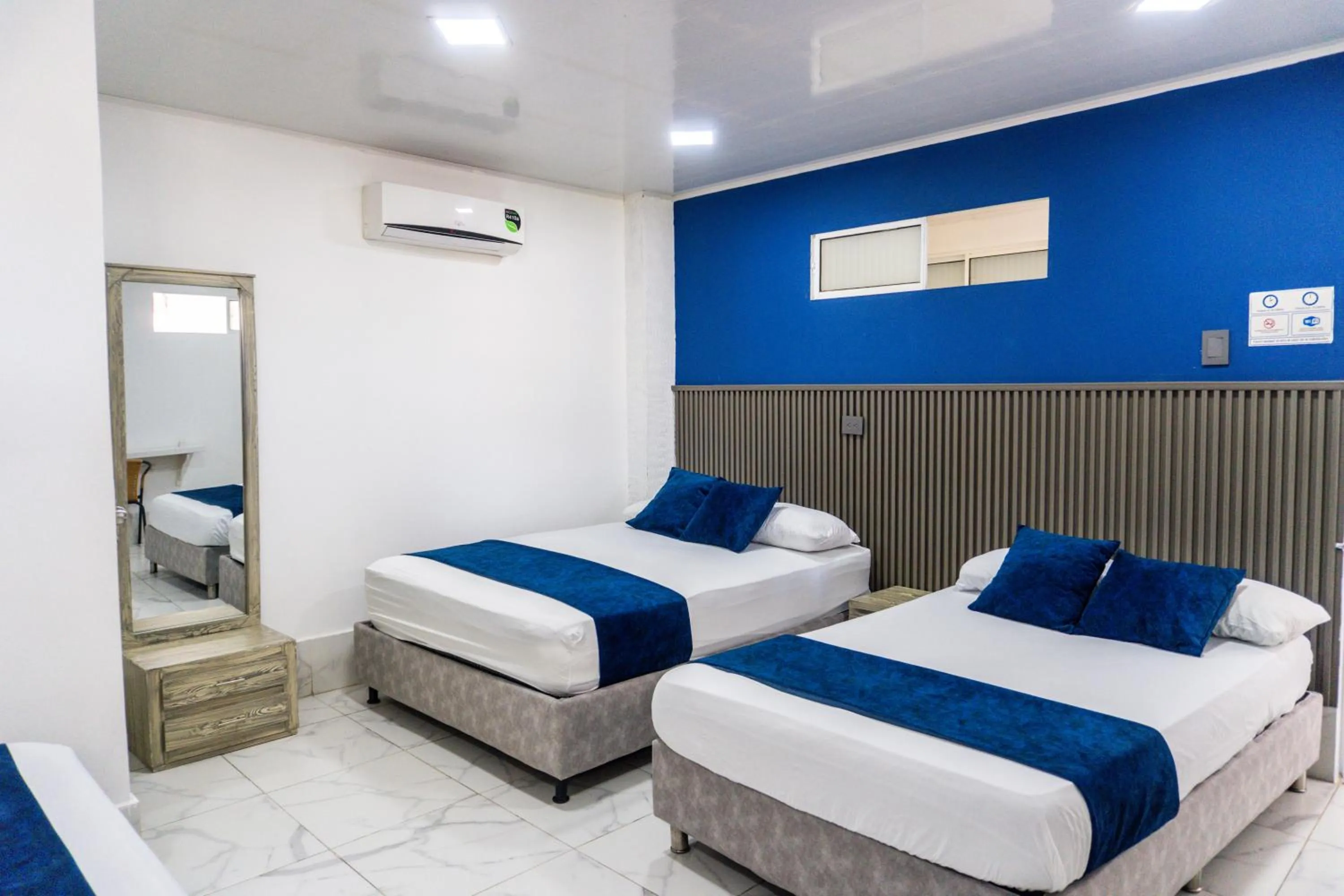 Bedroom, Bed in Hotel Bello Caribe Rodadero