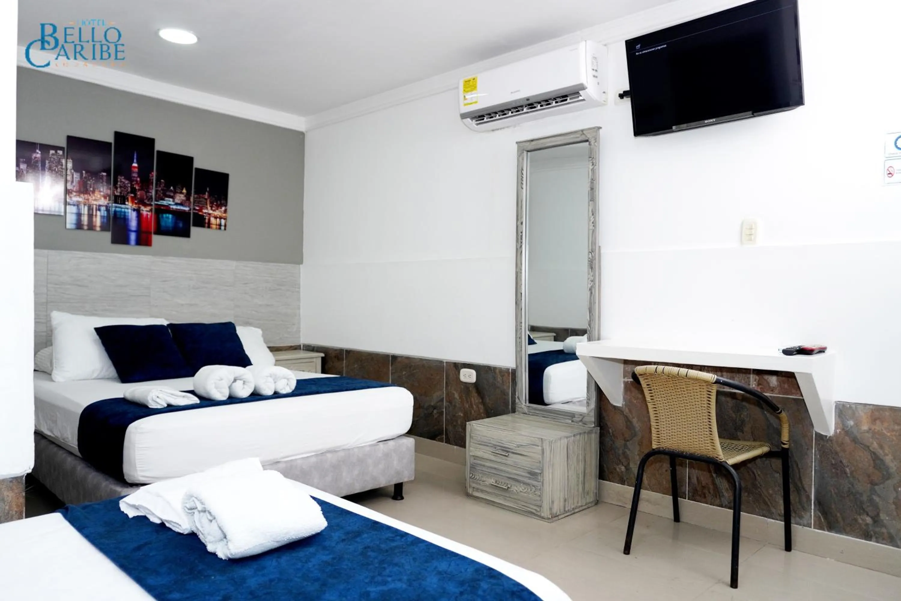 Photo of the whole room, Bed in Hotel Bello Caribe Rodadero