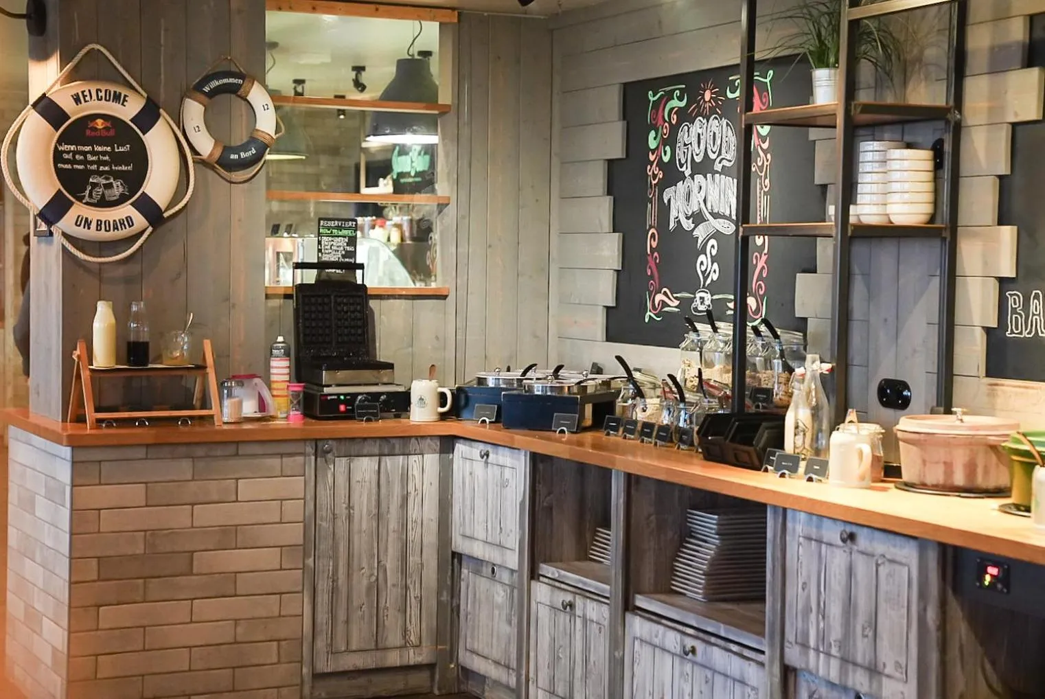 Breakfast in Bretterbude Heiligenhafen