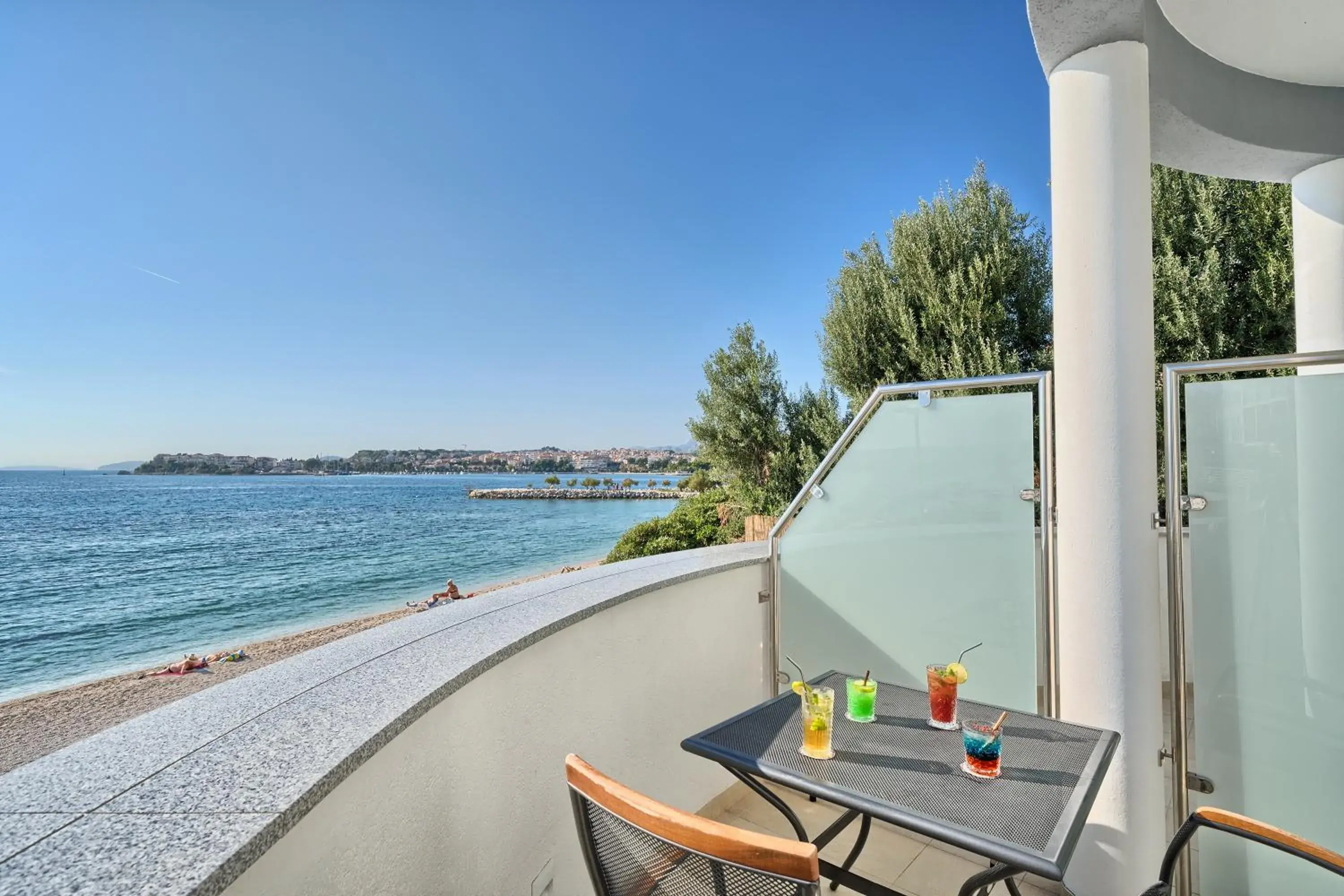 Superior Quadruple Room in Sunset Split Rooms Superior Quadruple Room in Sunset Split Rooms