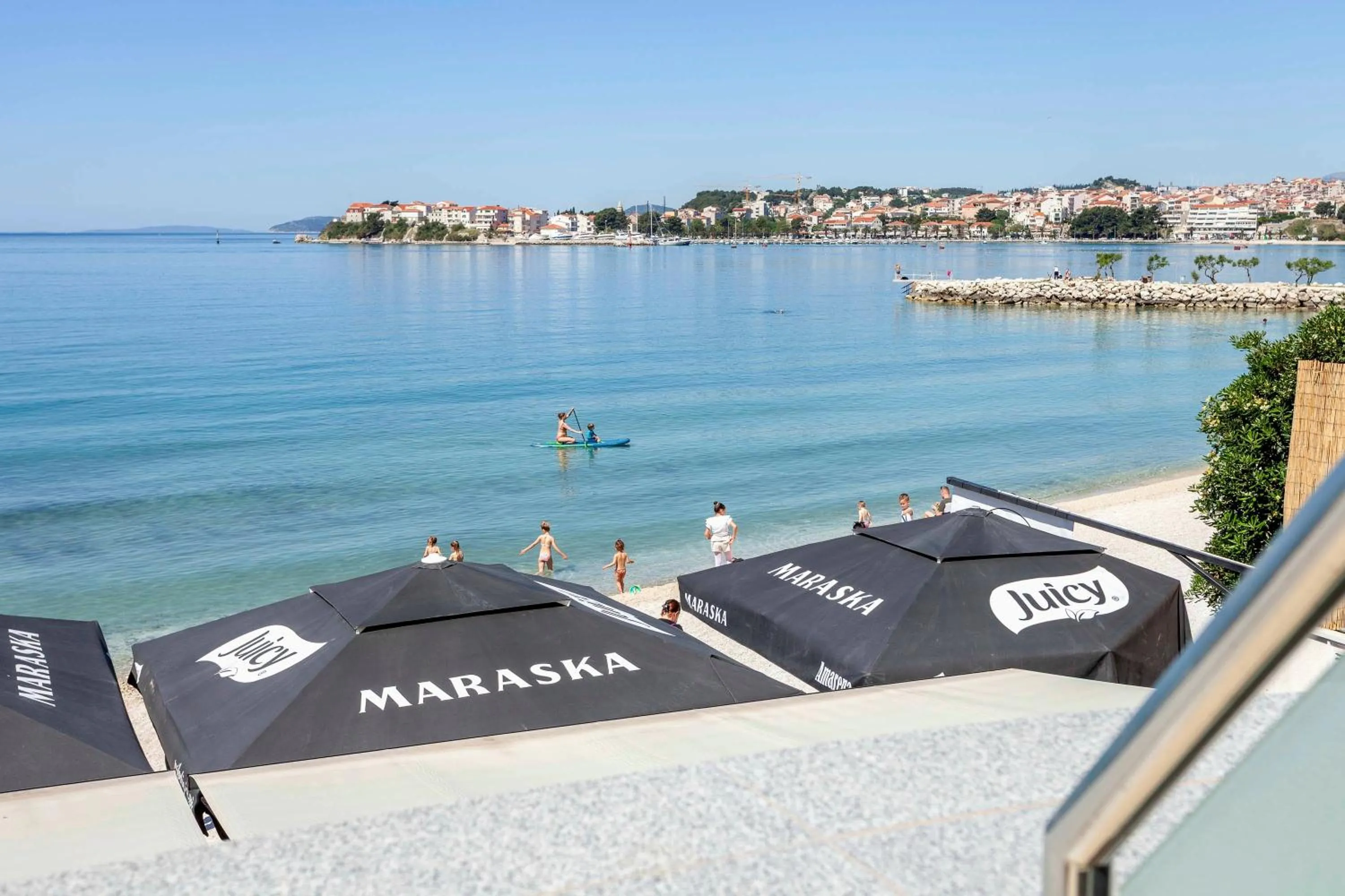 Day in Sunset Split Rooms