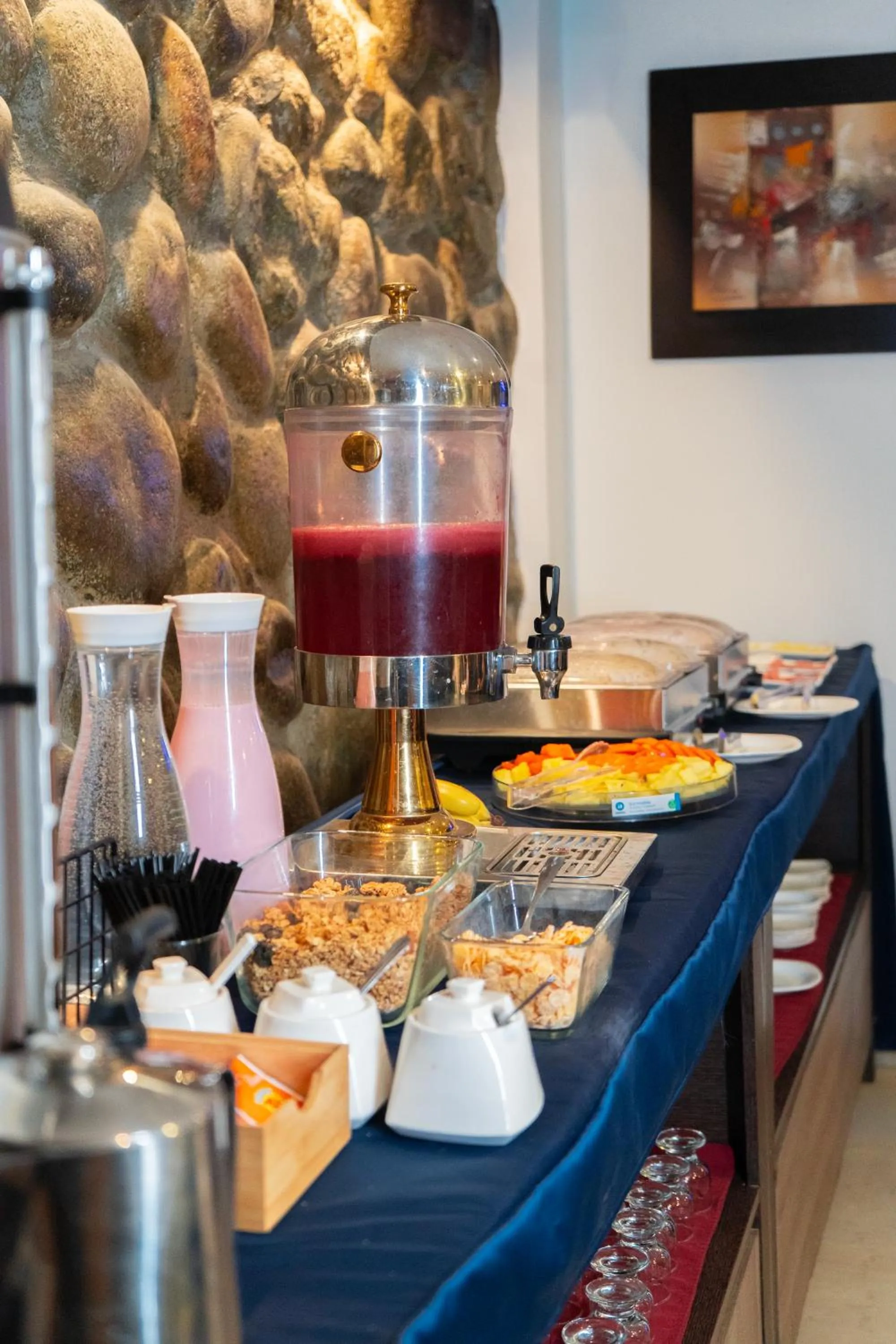 Restaurant/places to eat in Hotel Santiago de Compostella Suites