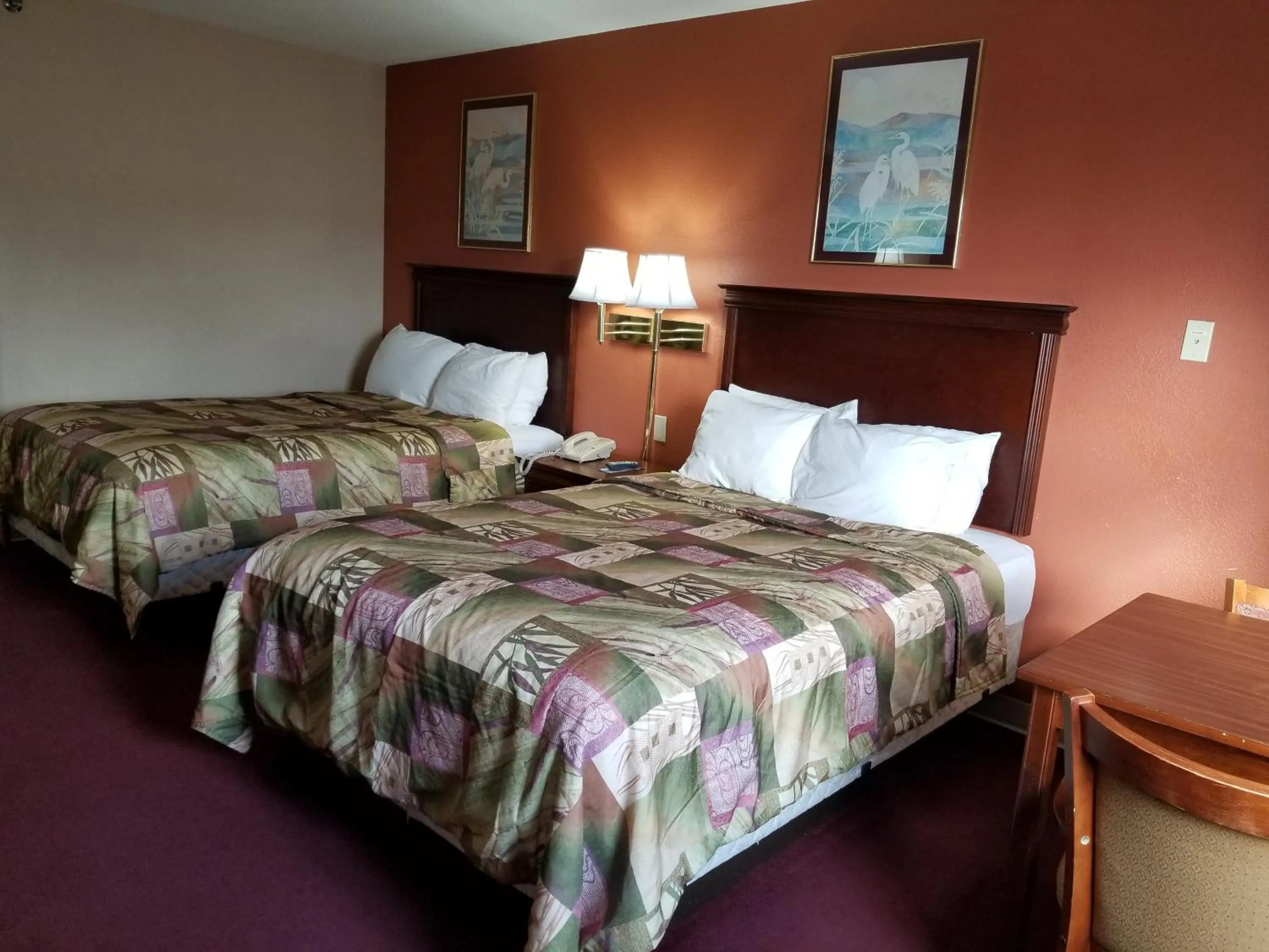Bed in Briarwood Inn