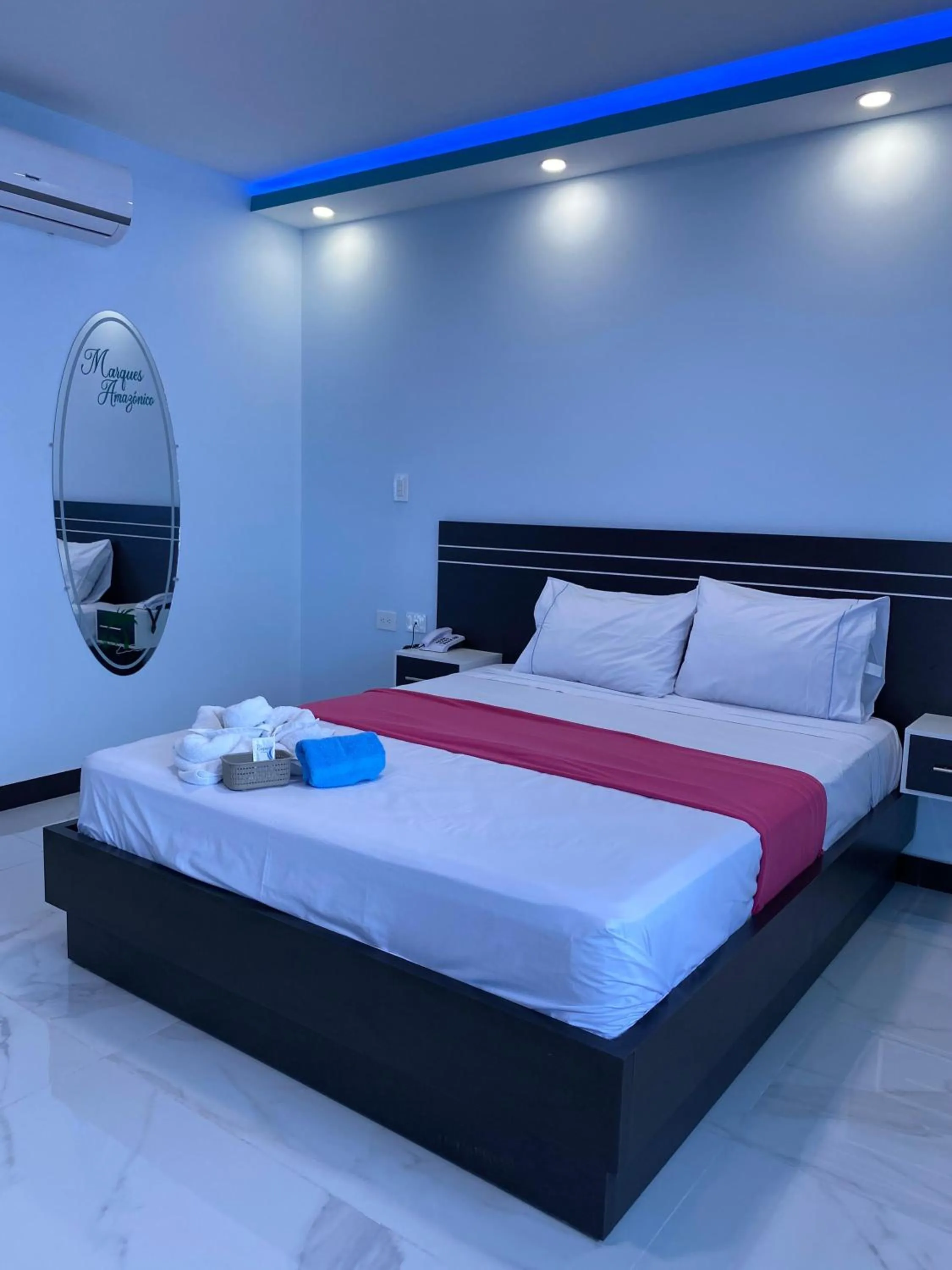 Photo of the whole room, Bed in Hotel Marques Amazonico