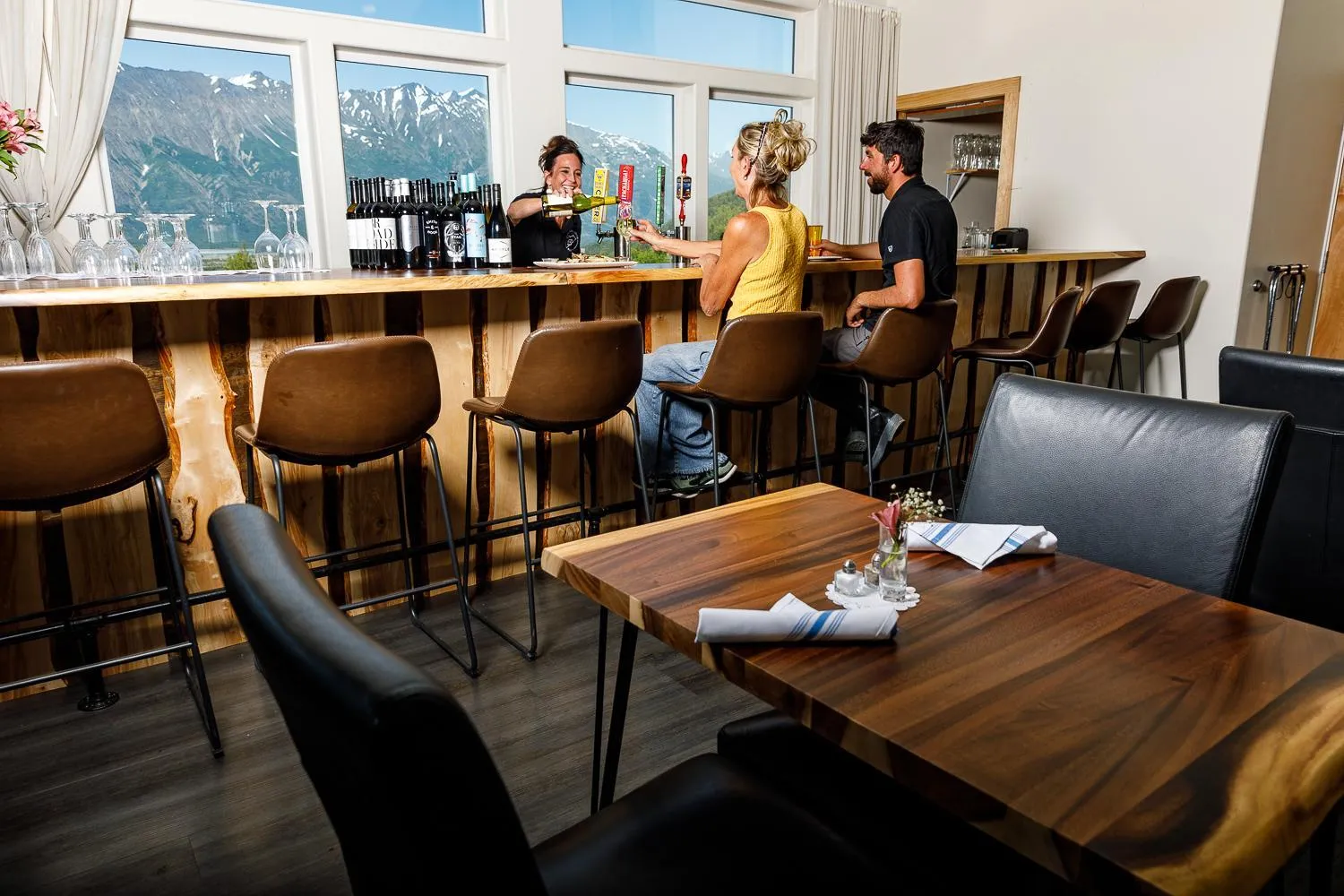 Restaurant/places to eat in Alaska Glacier Lodge