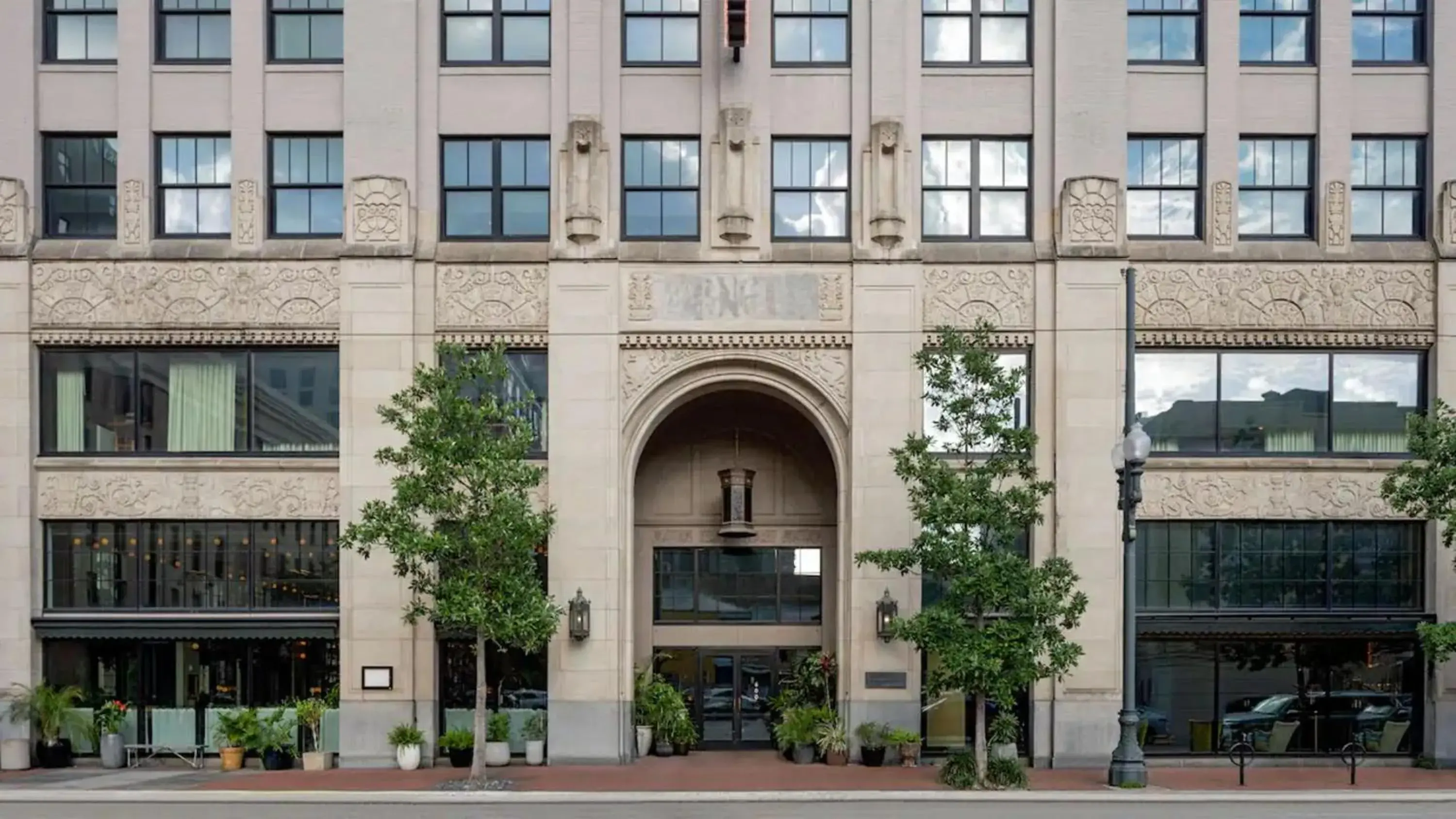 Facade/entrance in The Barnett, part of JdV by Hyatt Facade/entrance in The Barnett, part of JdV by Hyatt