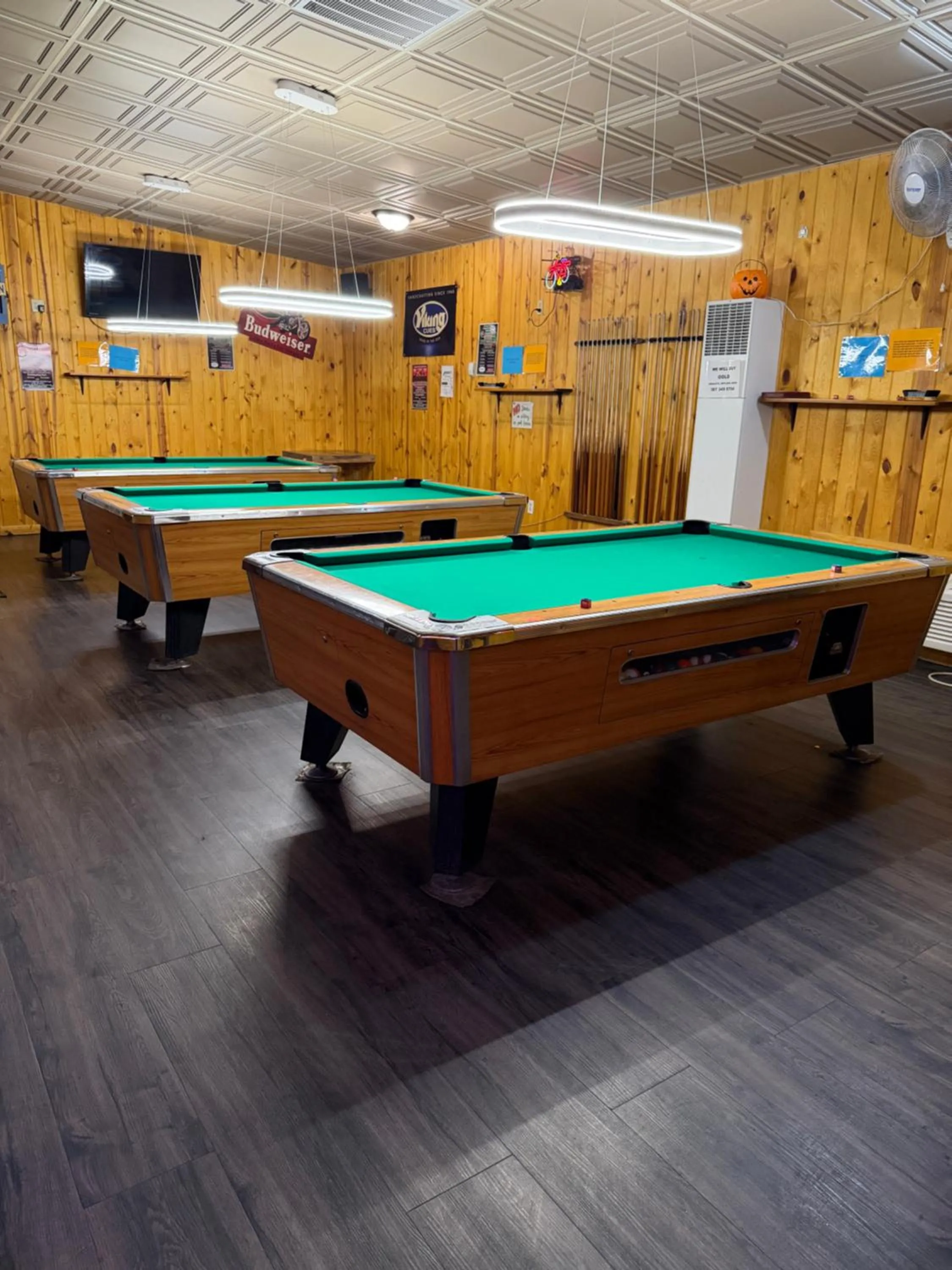 Frontier Lodge