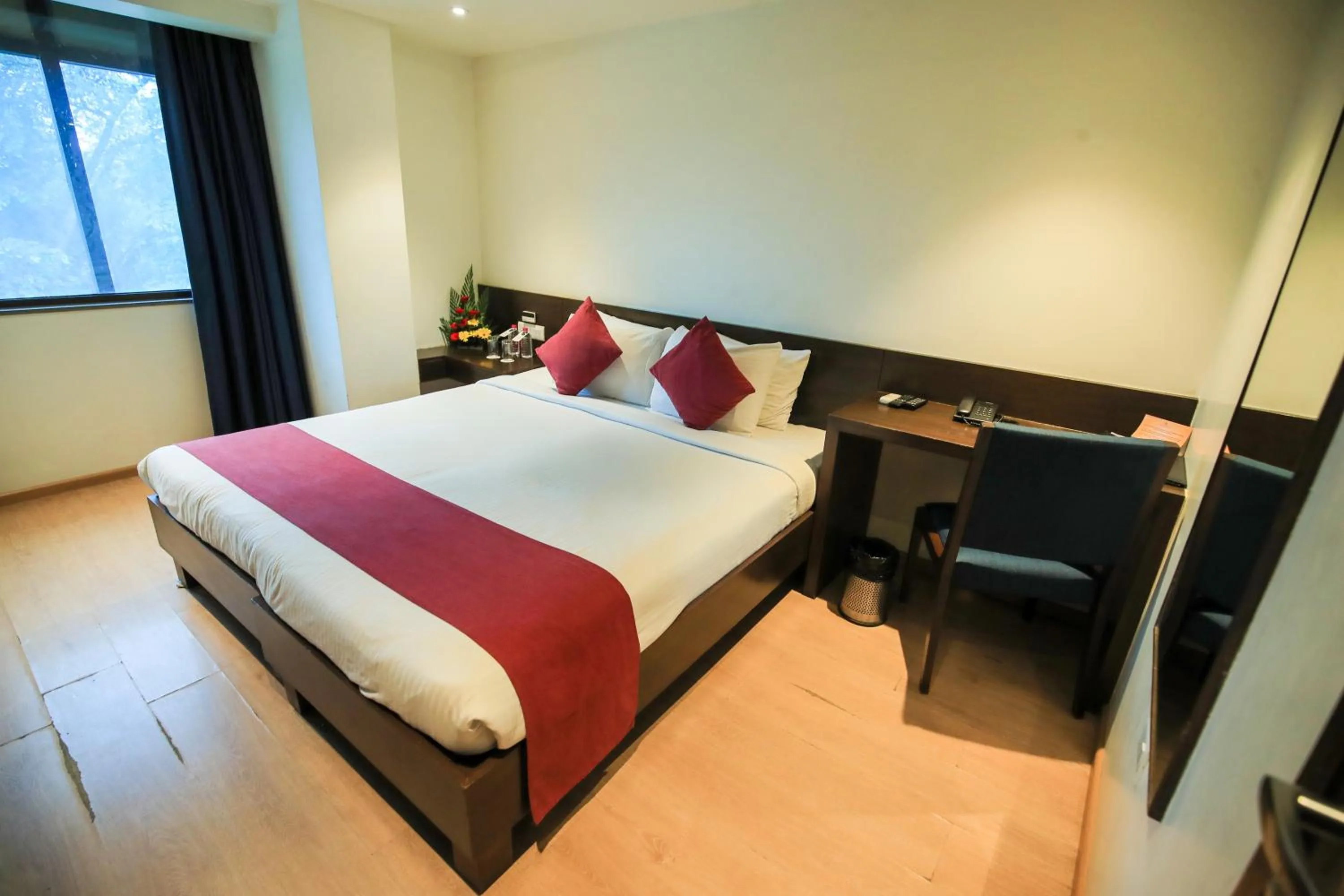 Bedroom, Bed in Hotel German Palace Near to Airport