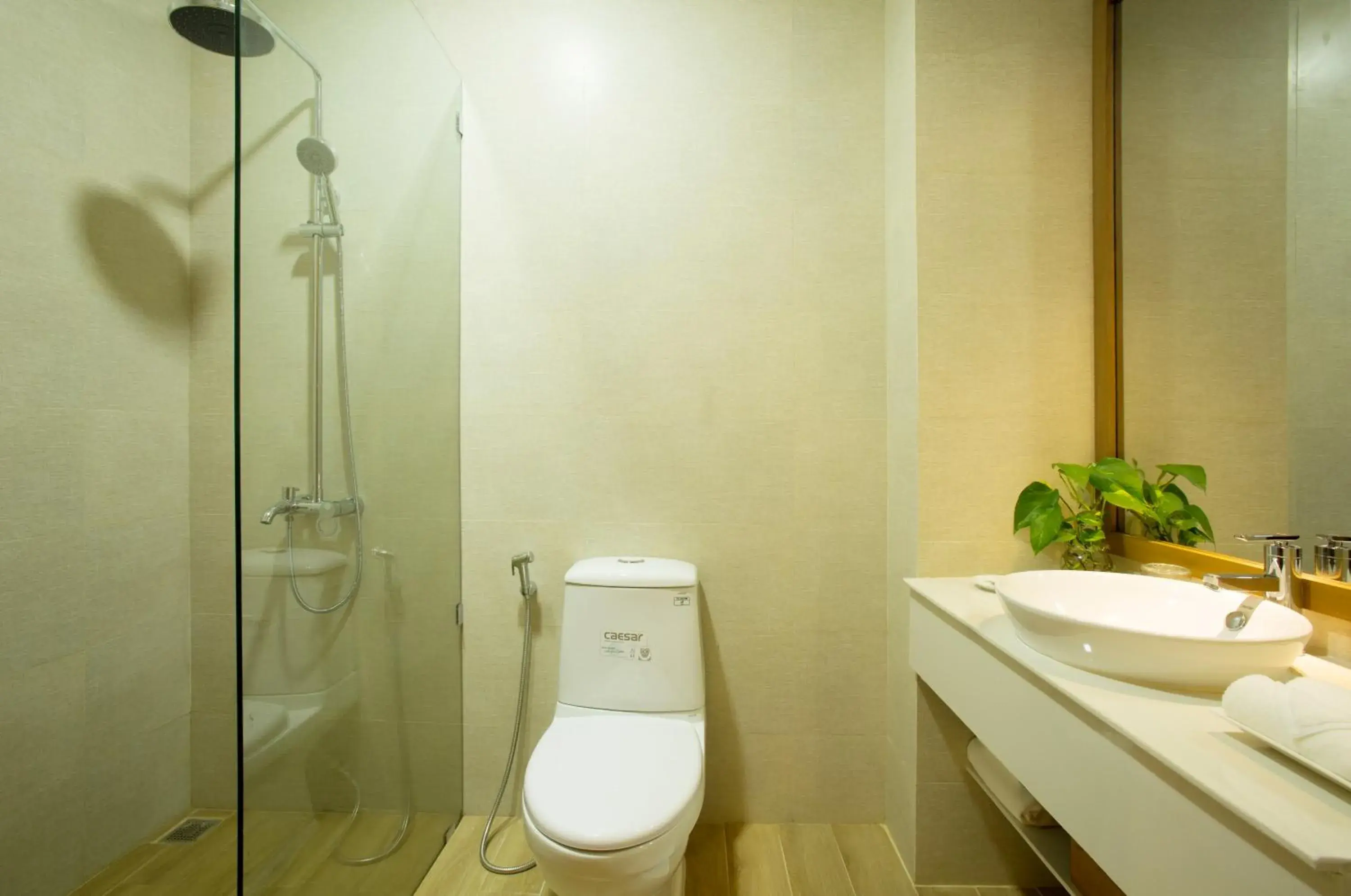 Deluxe Double or Twin Room with Garden View in Hanging Garden Hoi An Deluxe Double or Twin Room with Garden View in Hanging Garden Hoi An